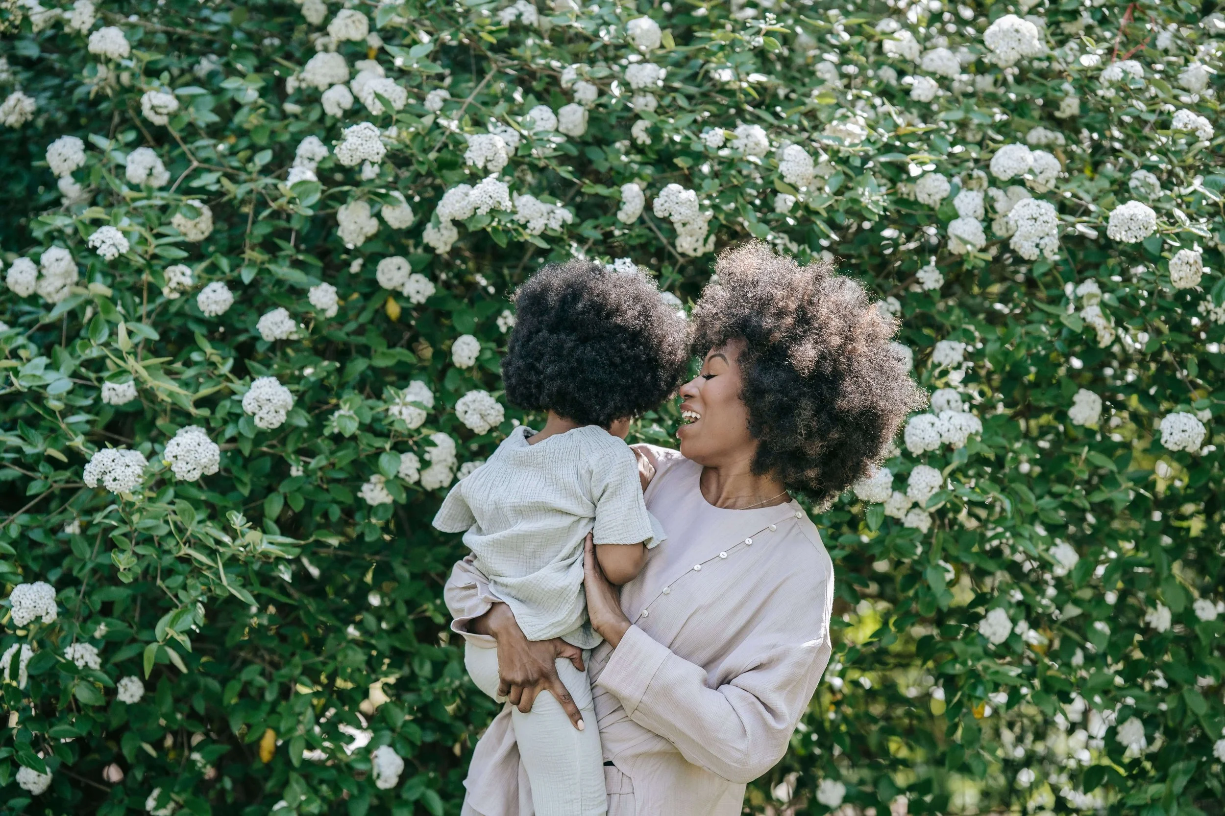 A woman in a straw hat reaches toward the sunlight. Curious whether Christian counseling can honor both your faith and your need for emotional healing? An online Christian therapist in Mill Creek, WA, can walk that journey with you.