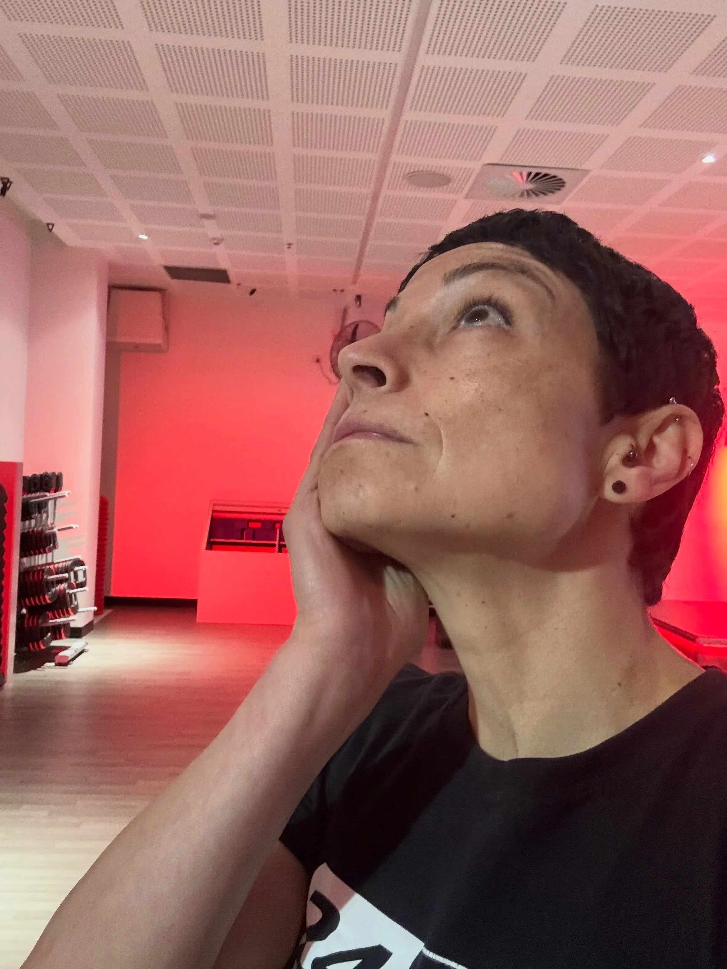 My face when I realise I&rsquo;m just $30 off my goal amount. 

Thank you to the latest &ldquo;kind&rdquo; donations from @e.b.p.1974 @debcolussi @malcolm.jen 

🔗 to donate in bio. 

#canberrapersonaltrainer #personaltrainer #strengthtraining #weigh
