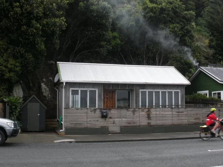 Before image of a small home on Marine Parade Wellington