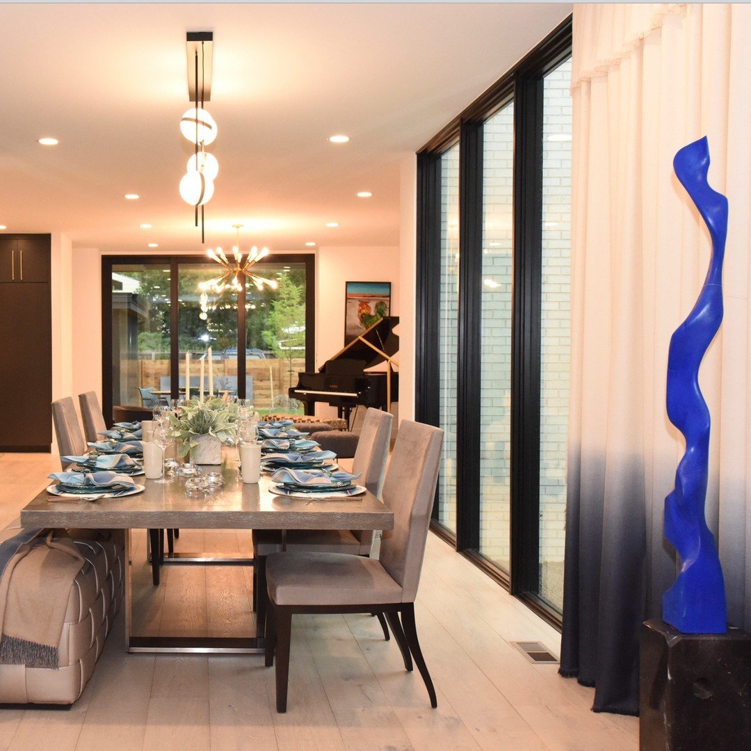 Guess Who is Coming to dinner?
@driaanclaassen @rosemaryhallgarten @hollyhuntdesign @erickustercollection @annieglass @danparish #denverarchitecture 
#boulderinteriordesign #denverinteriordesigners