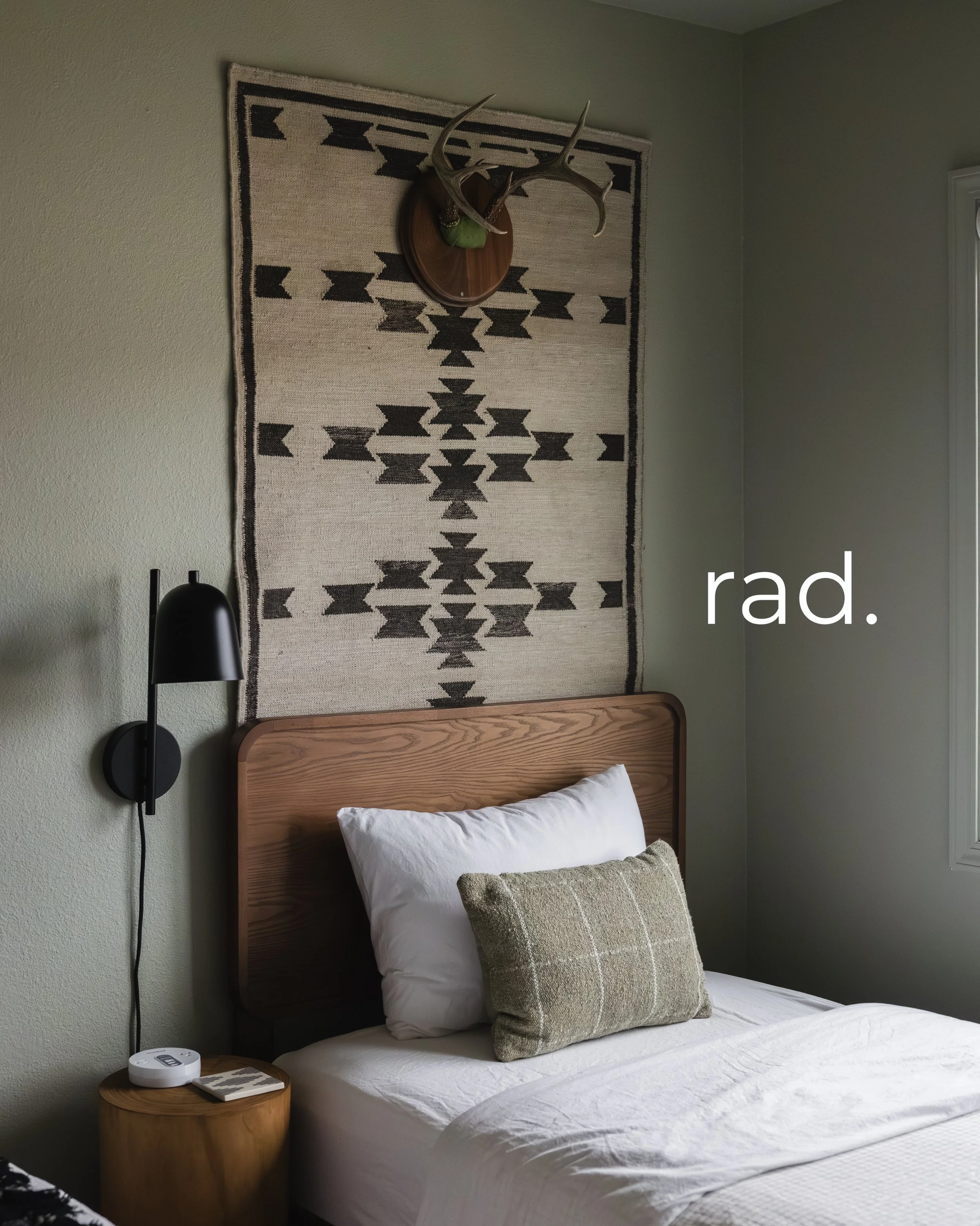 Awesome, for all generations.

❤️BR

yellowstone national park &bull; montana airbnb &bull; paradise valley &bull; emigrant mt &bull; absaroka mountains