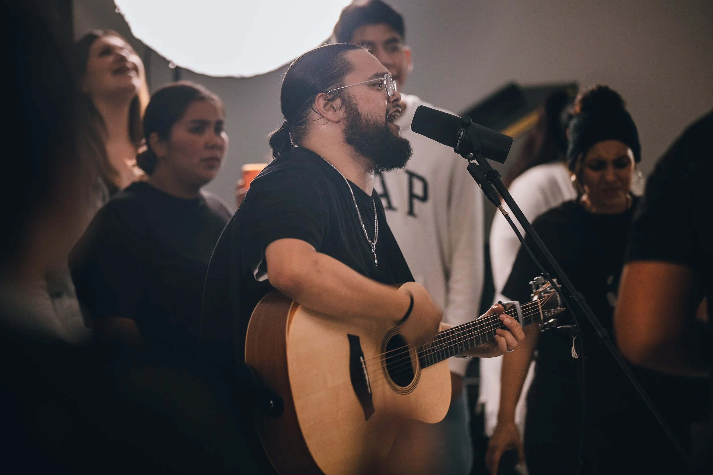 Guest worship leading at Casa Worship (Josue & Evelyn)