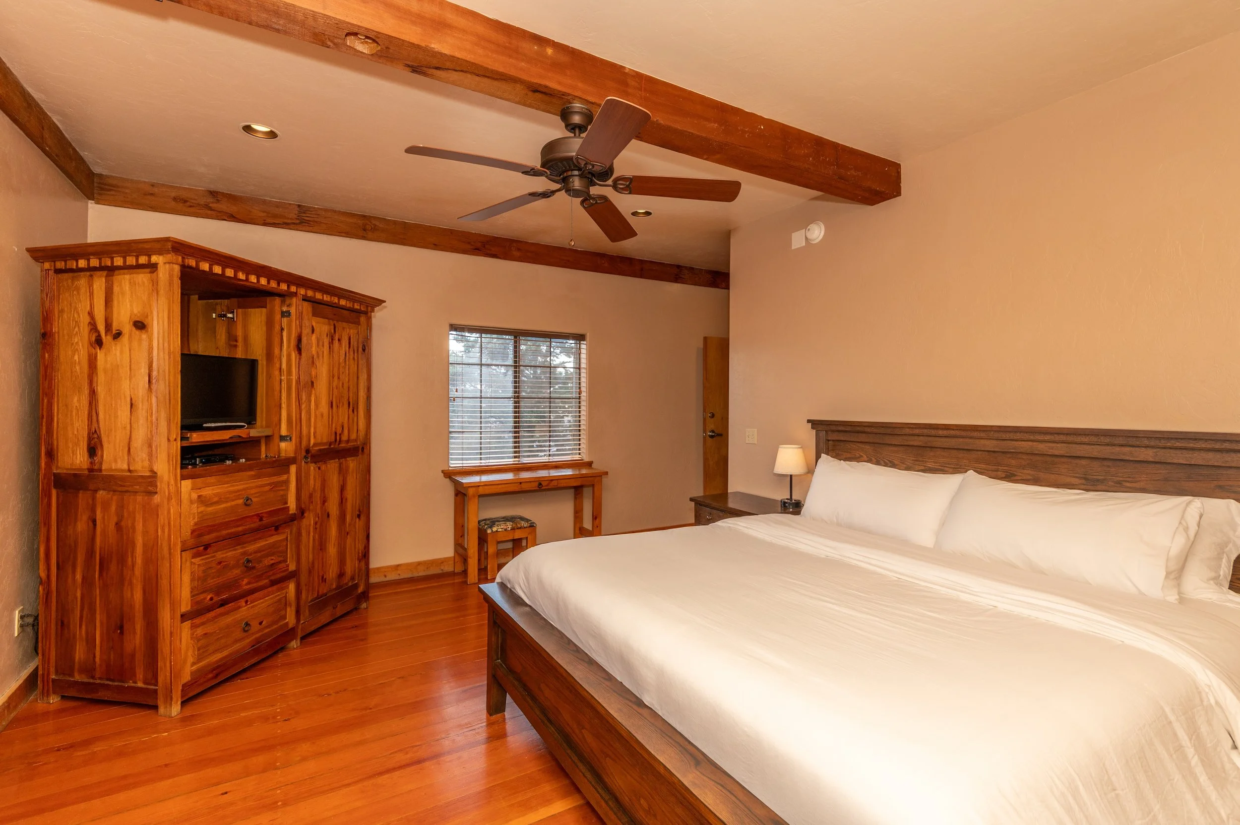 Sonoita Inn Rooms-21.jpg