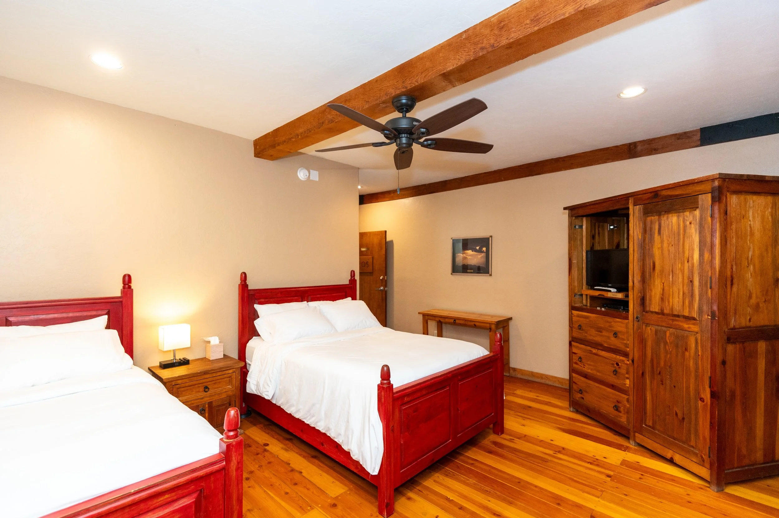 Sonoita Inn Rooms-30.jpg