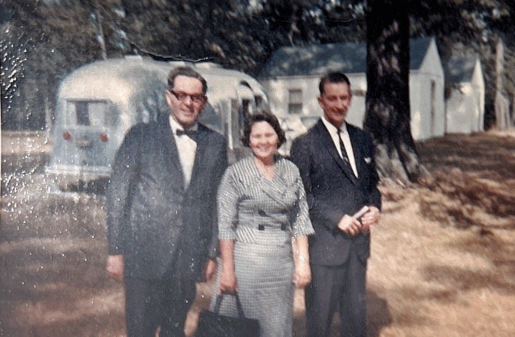 Photo01.jpg