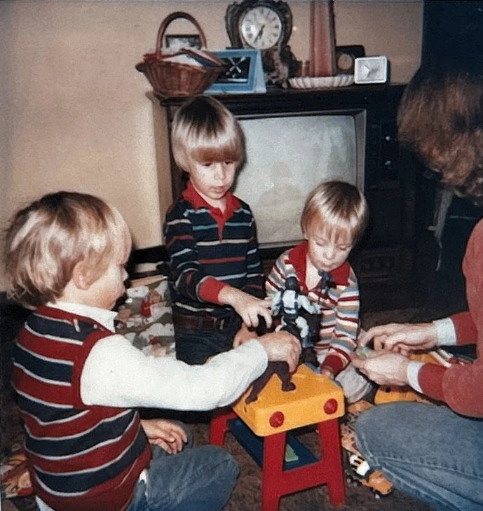 Grandchildren of H&M - 014.jpg