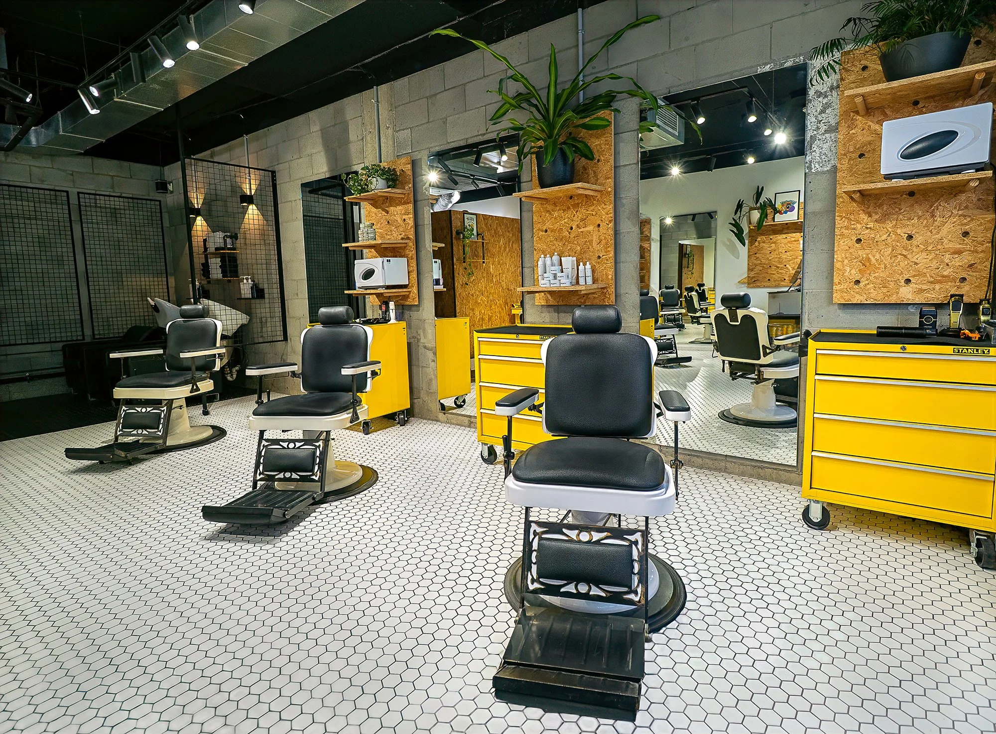 Cool minimal modern barber in Brisbane