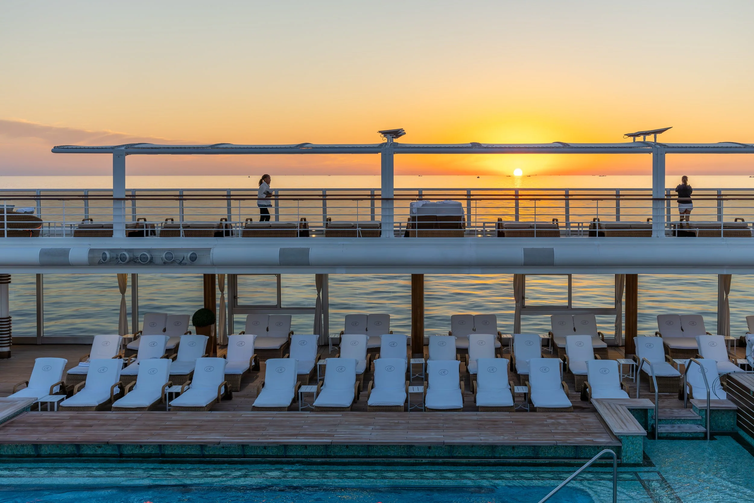 936 - Sunset at sea.jpg