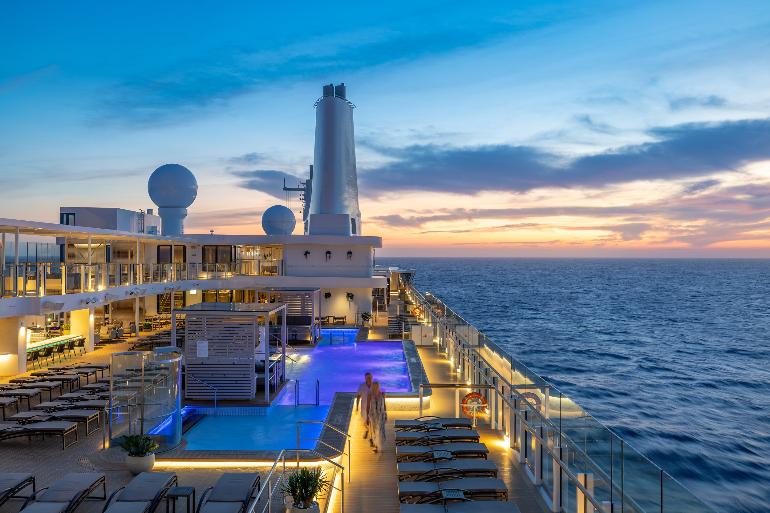 836 - Australian Sunset at sea.jpg