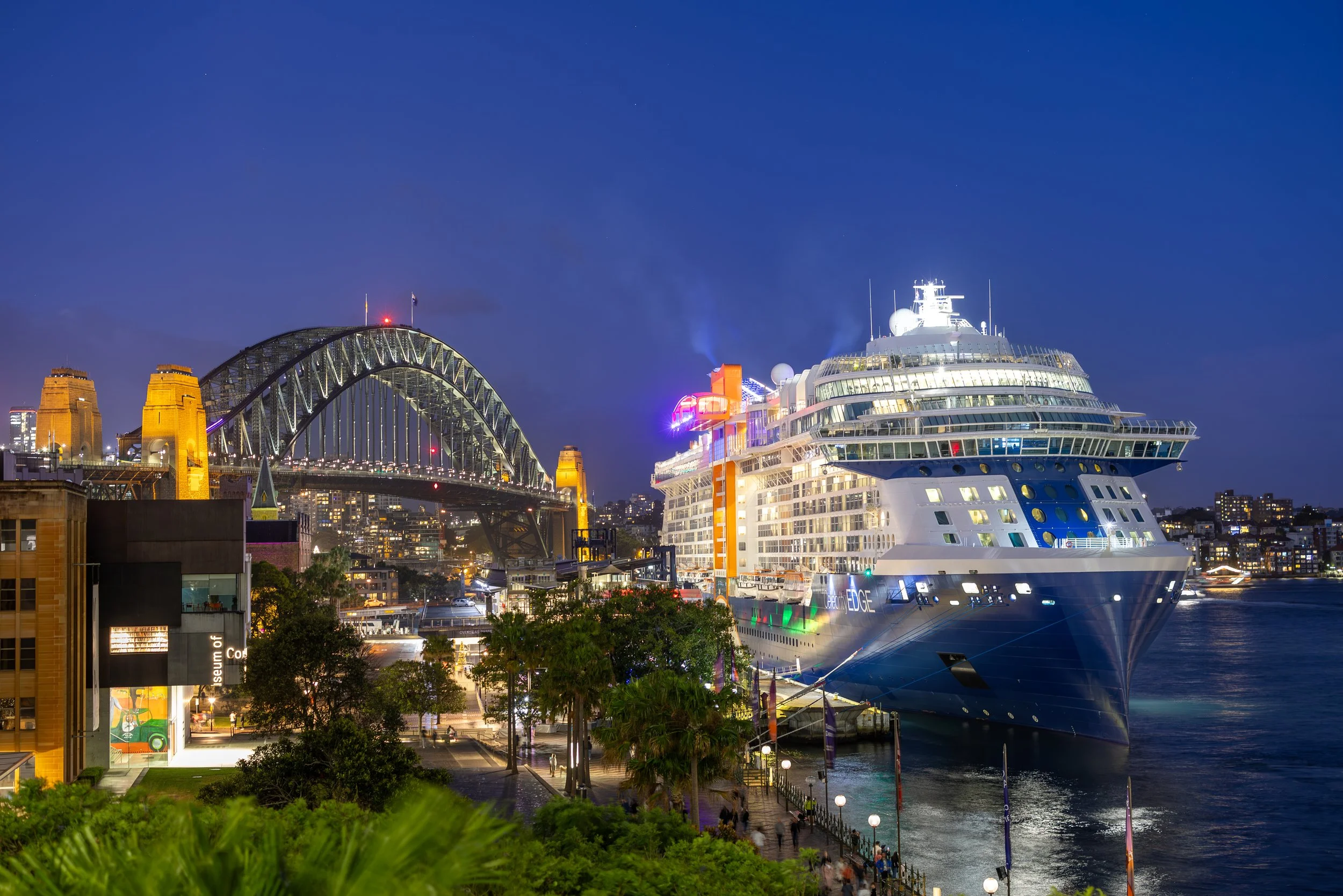 1139 - Sydney 'Overnight'.jpg
