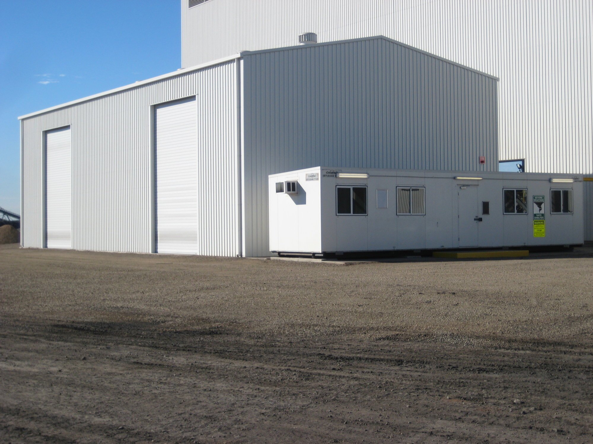 Mine+Site+Stores+shed+&+office.JPG (1).jpg