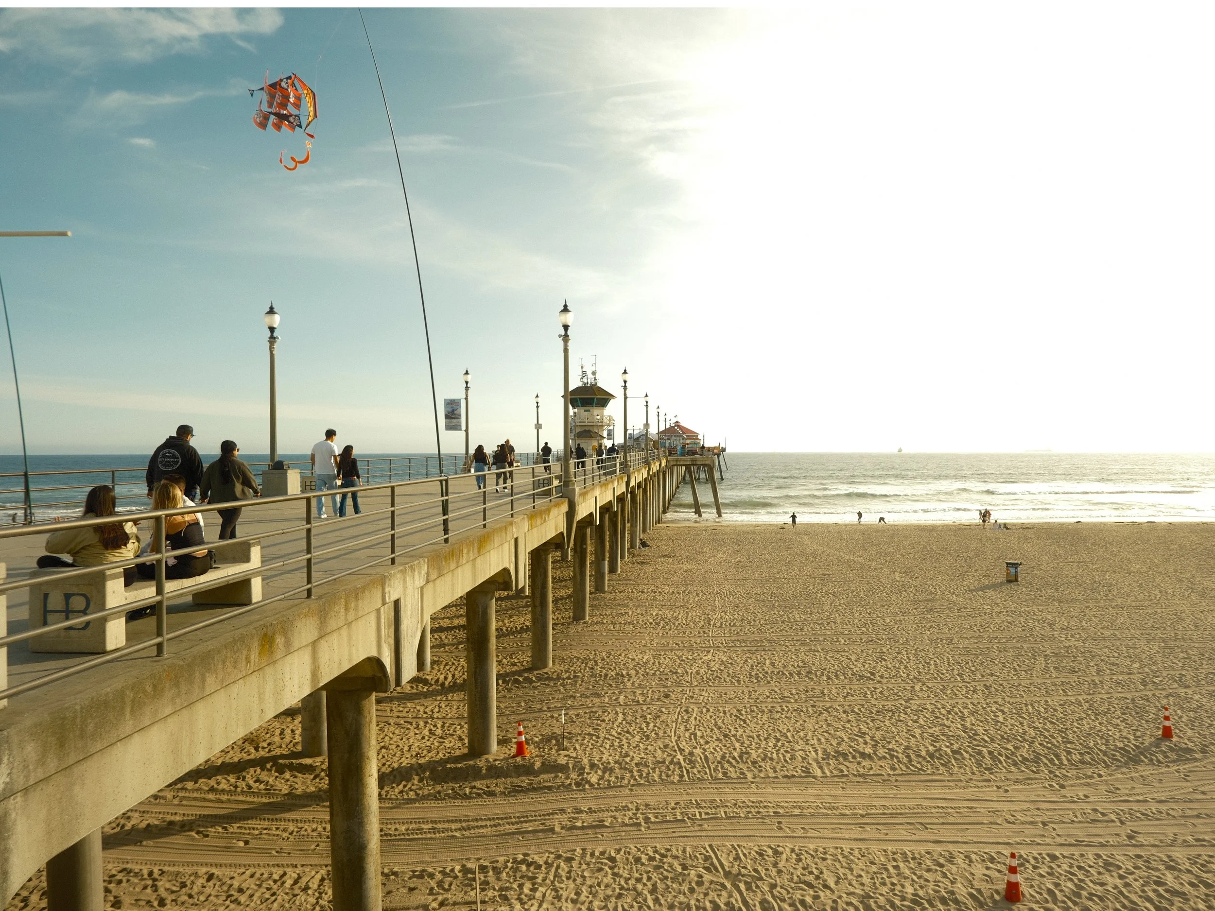 Huntington Beach Pier.jpg