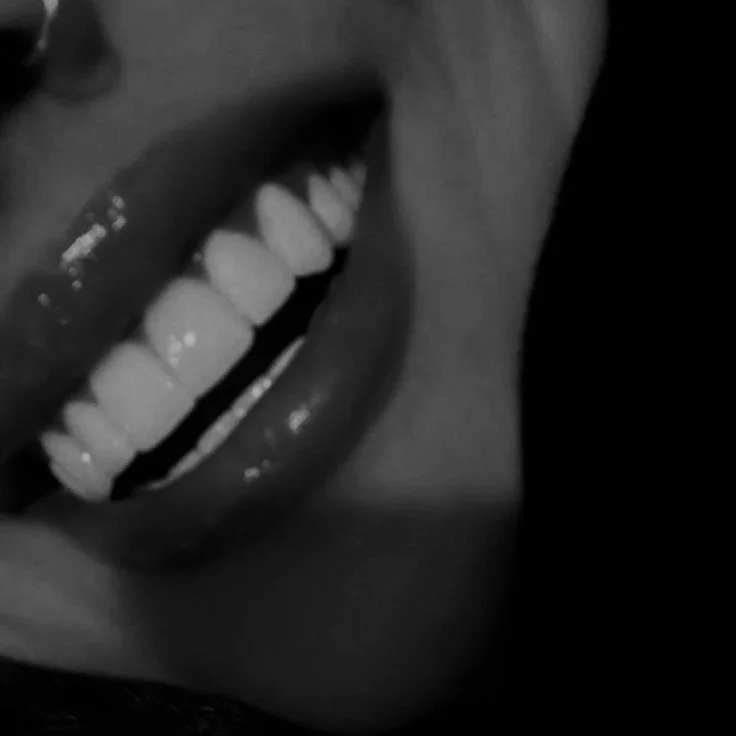 Teeth Whitening 60 Minutes