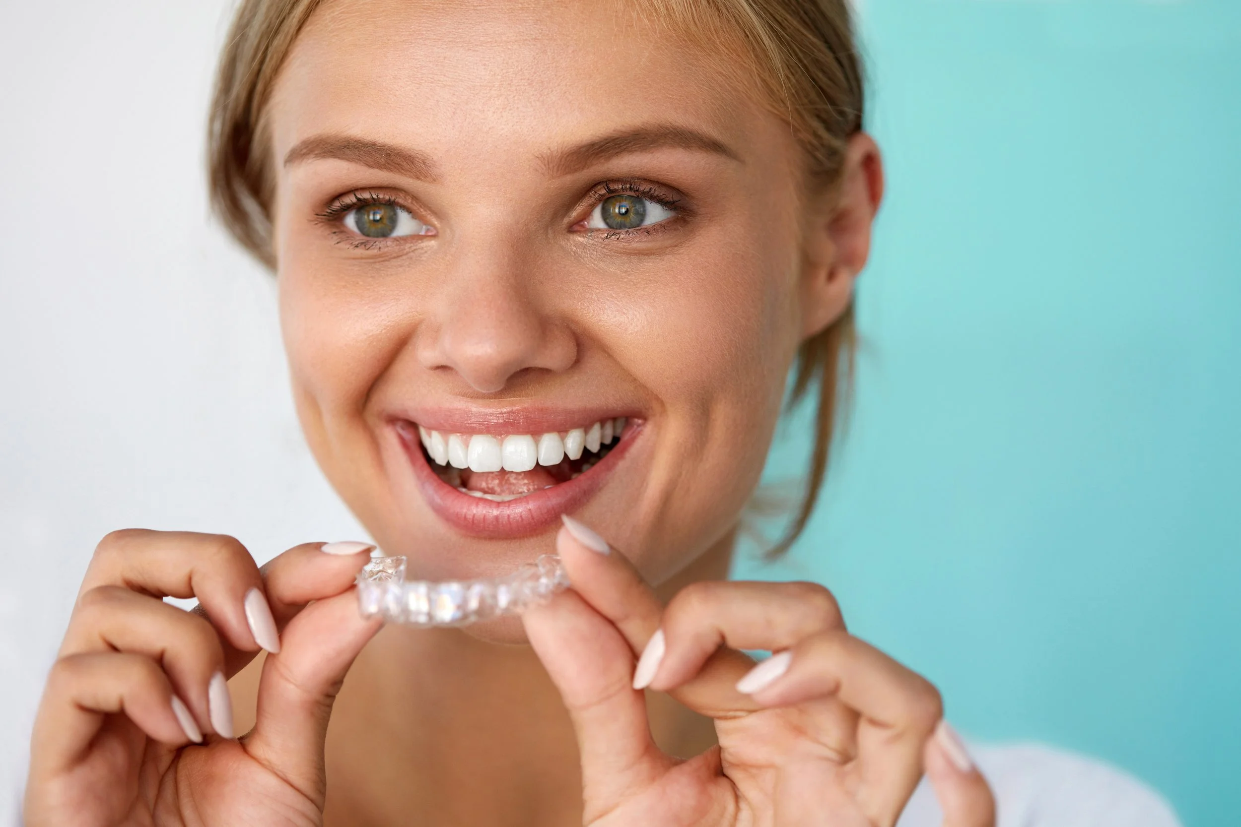 Stain & Plaque Removal + Renew Whitening