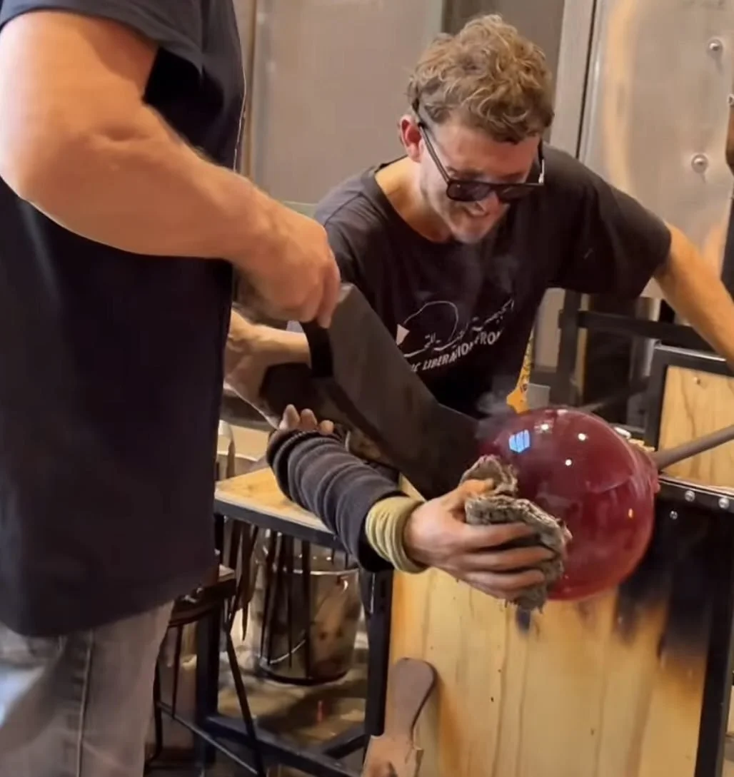 Gordan-Glass-Blowers-Artist-In-Residency-Poatina-Tasmania11.jpg