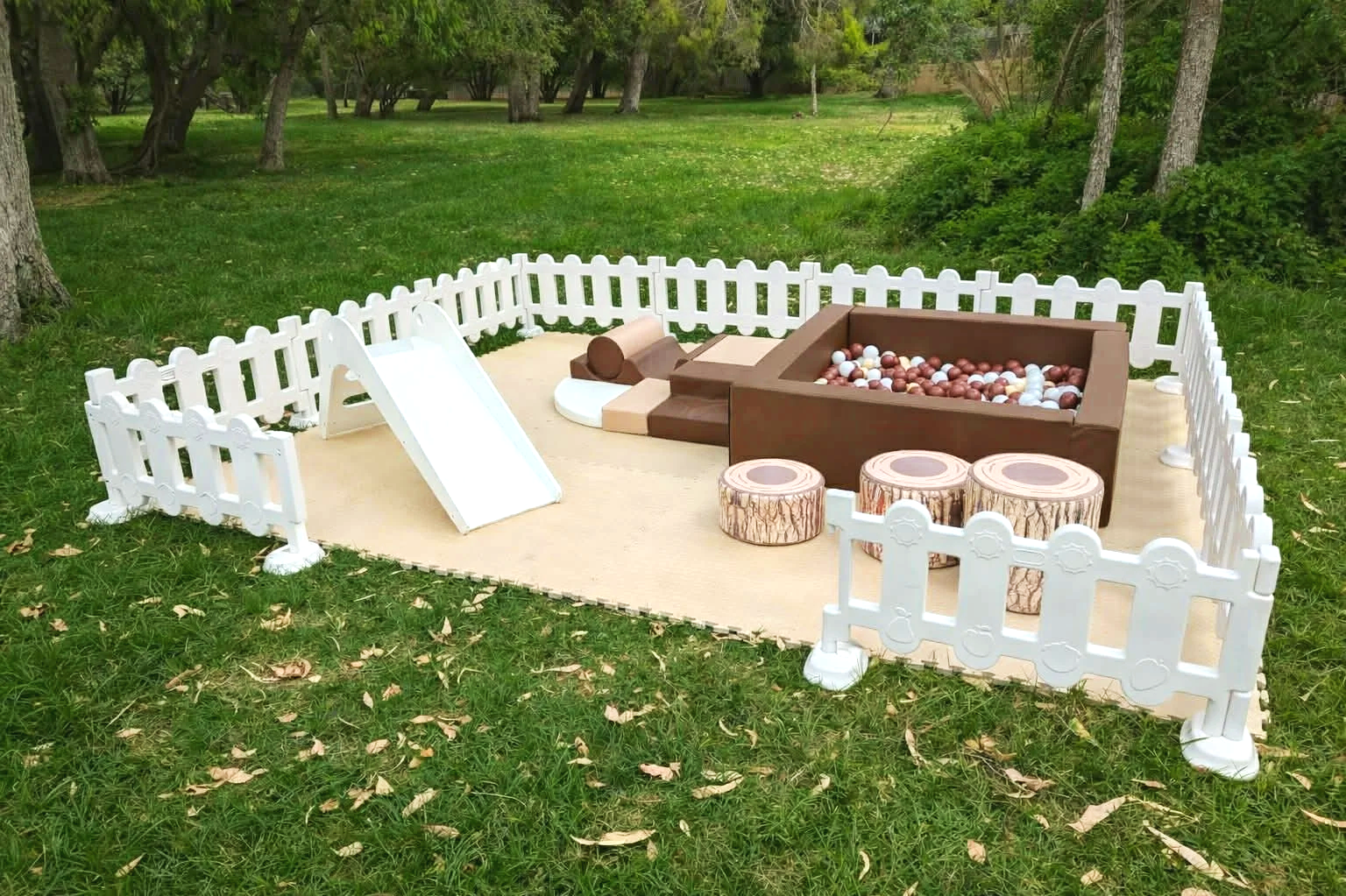 Nuetral-Childrens birthday event toddler soft play ball pit hire Perth