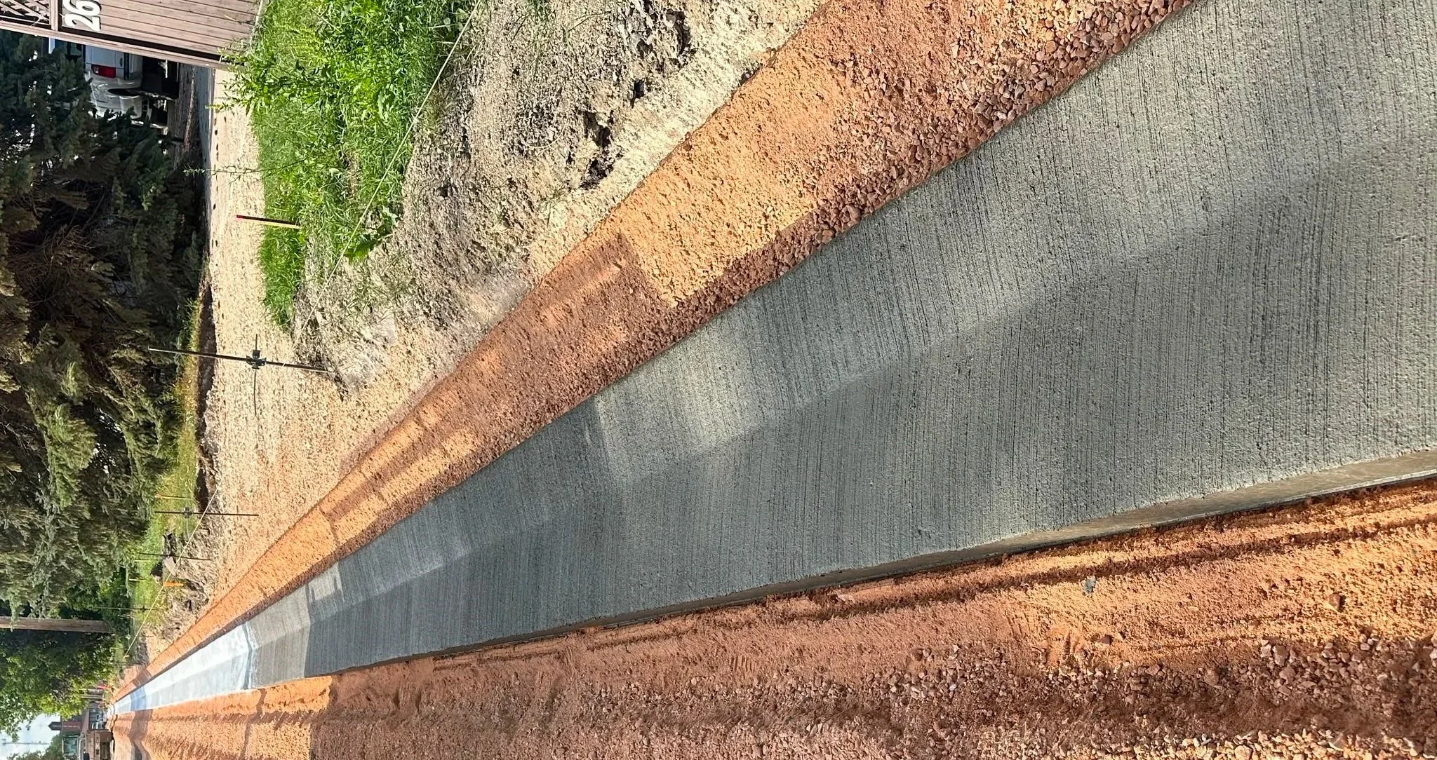 Concrete Curb & Gutter Installation – Winnipeg Residential & Commercial