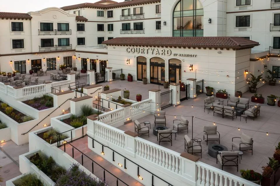 Courtyard Marriot Hotel - Santa Cruz