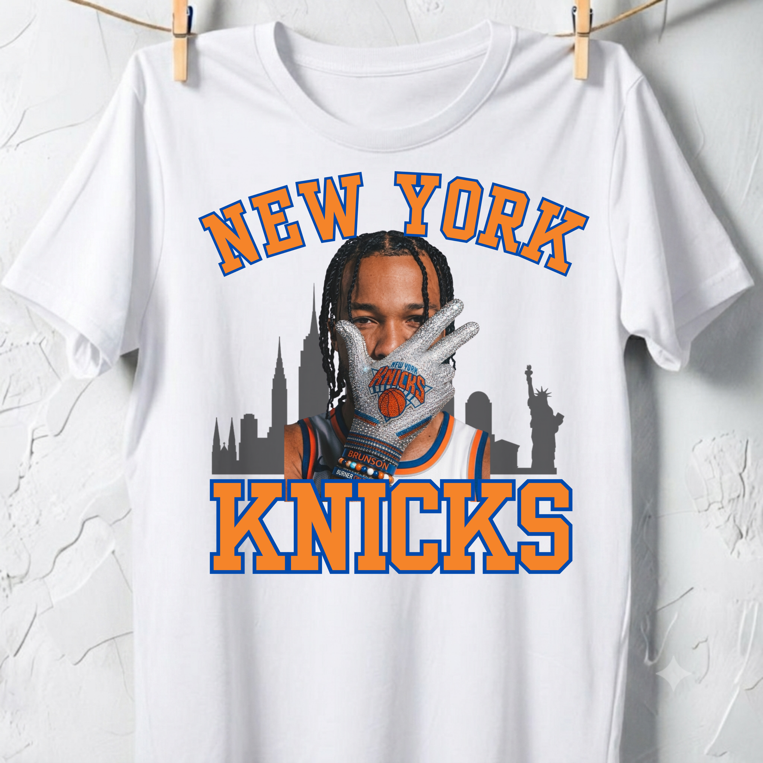 Jalen Brunson "New York Knicks" Graphic Tee | Brunson Burner Three-Finger Salute Shirt | NYC Basketball Legend Apparel | Knicks Fan Game Day Gear