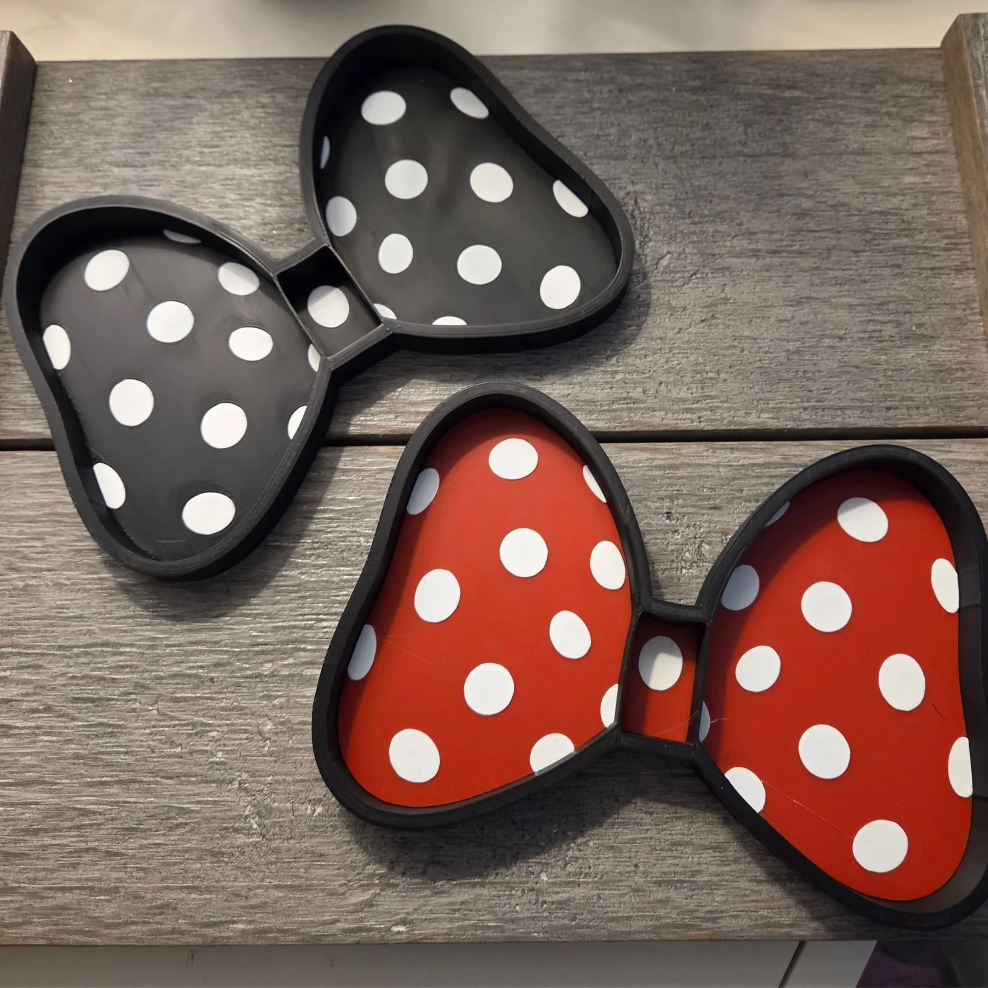 Bow-Shaped Trinket Tray – Polka Dot Jewelry & Vanity Dish