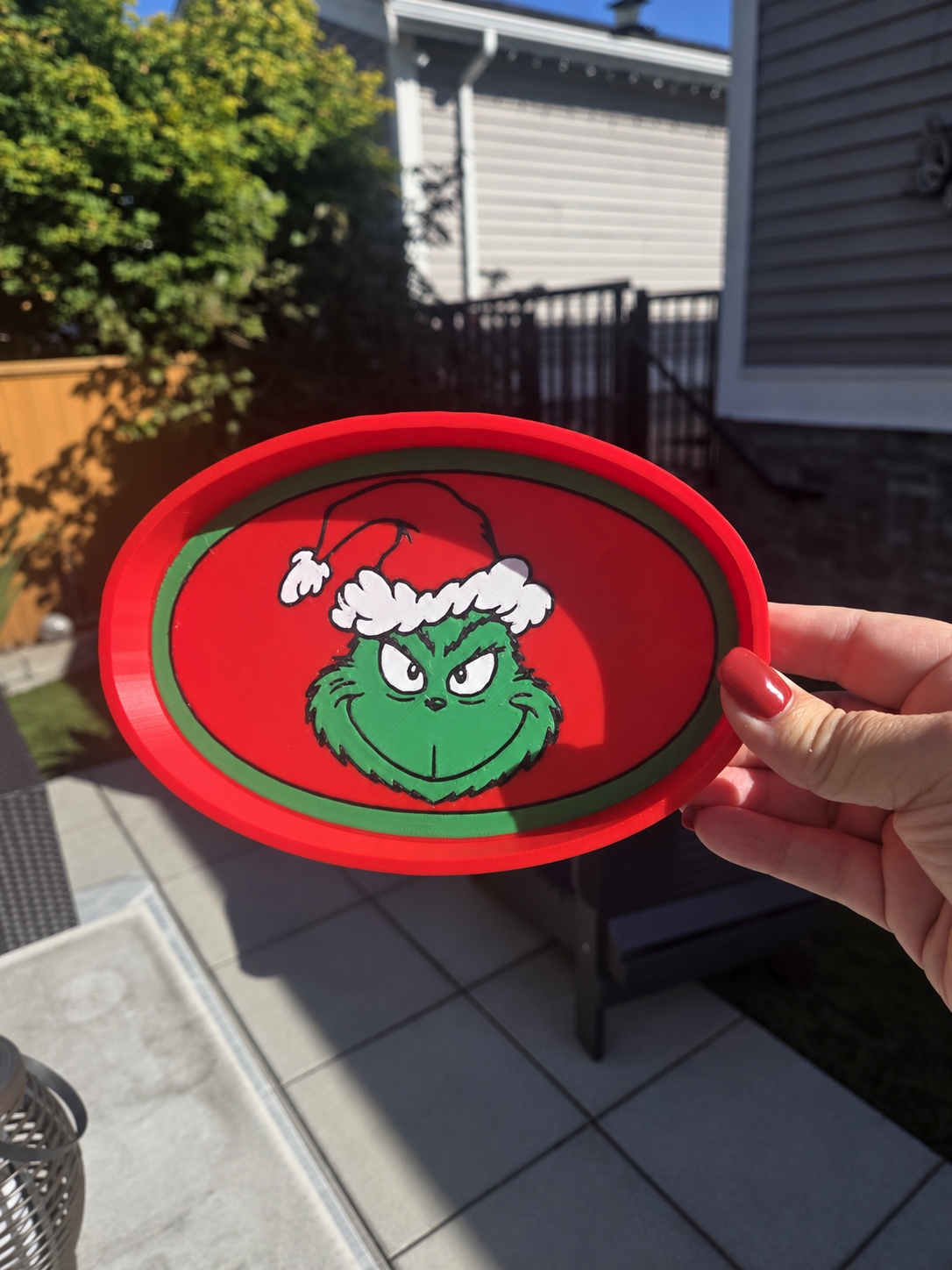 Weed-free patio with Christmas tray.png