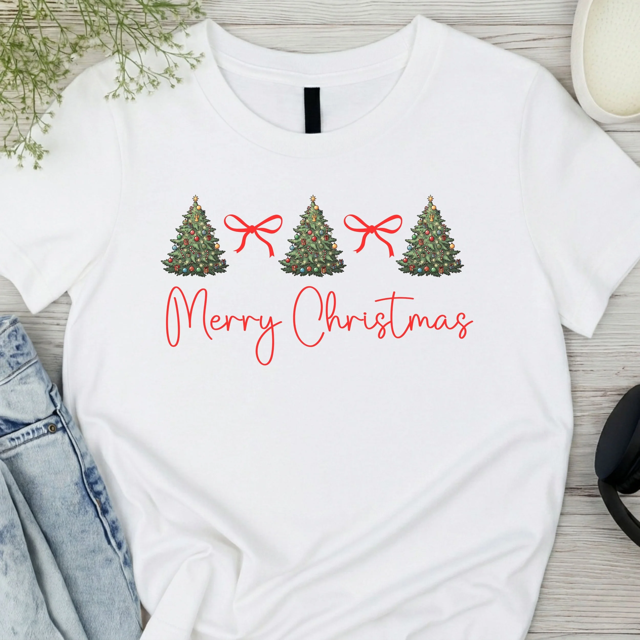 Merry Christmas Tree Graphic T-Shirt - Festive Holiday Apparel - Classic Seasonal Tee