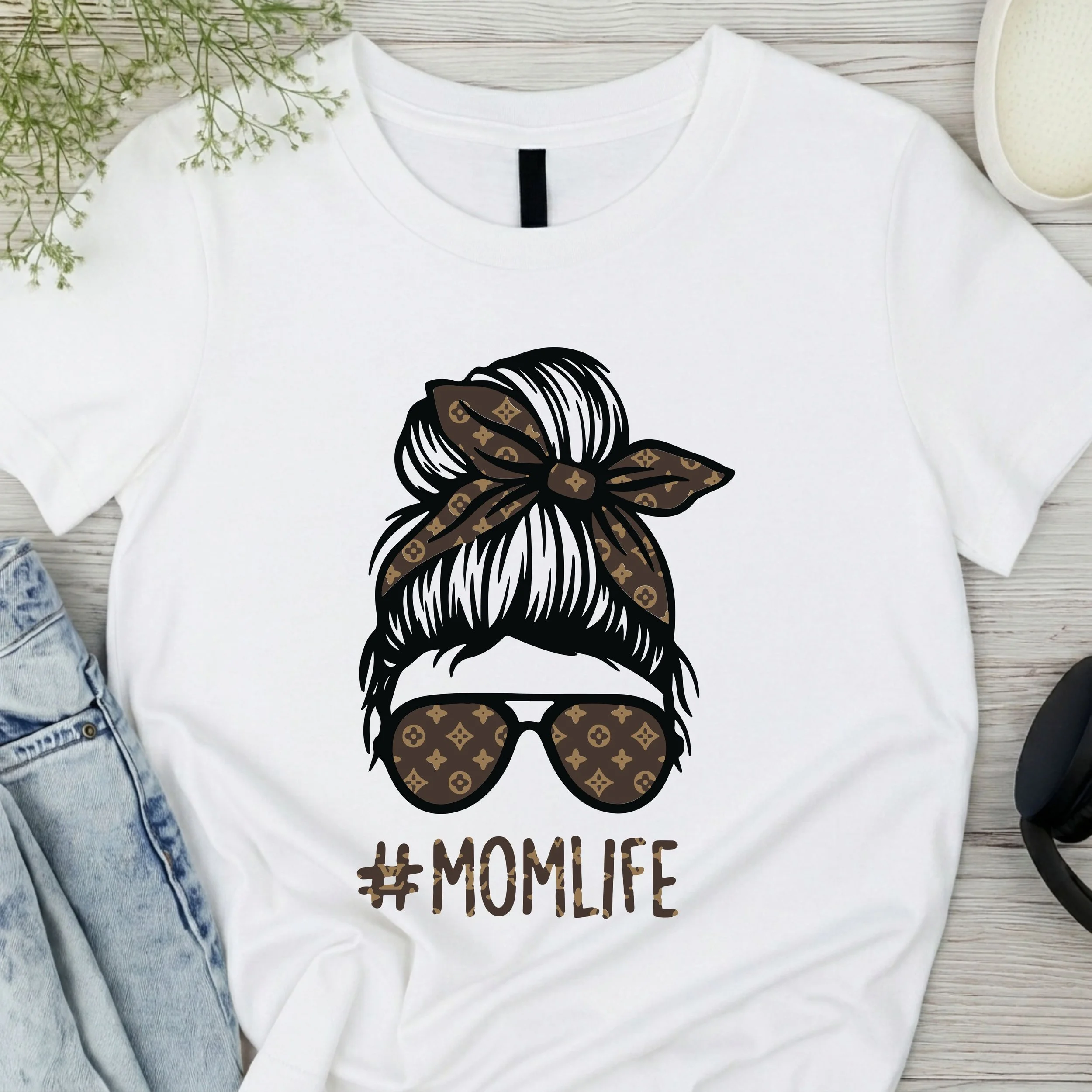 "#Momlife" Messy Bun Graphic Tee