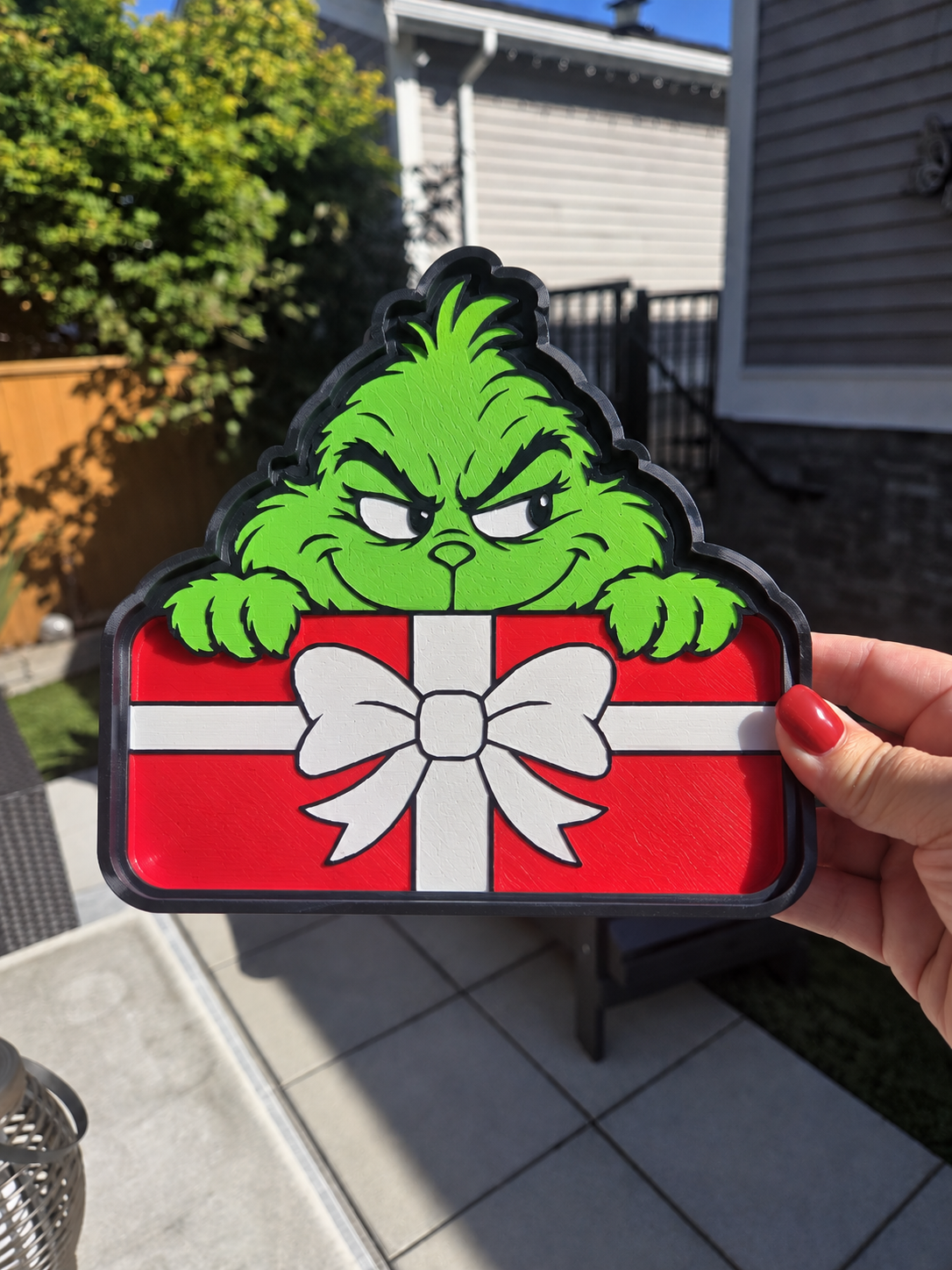 Mischievous Holiday Present Catchall.png