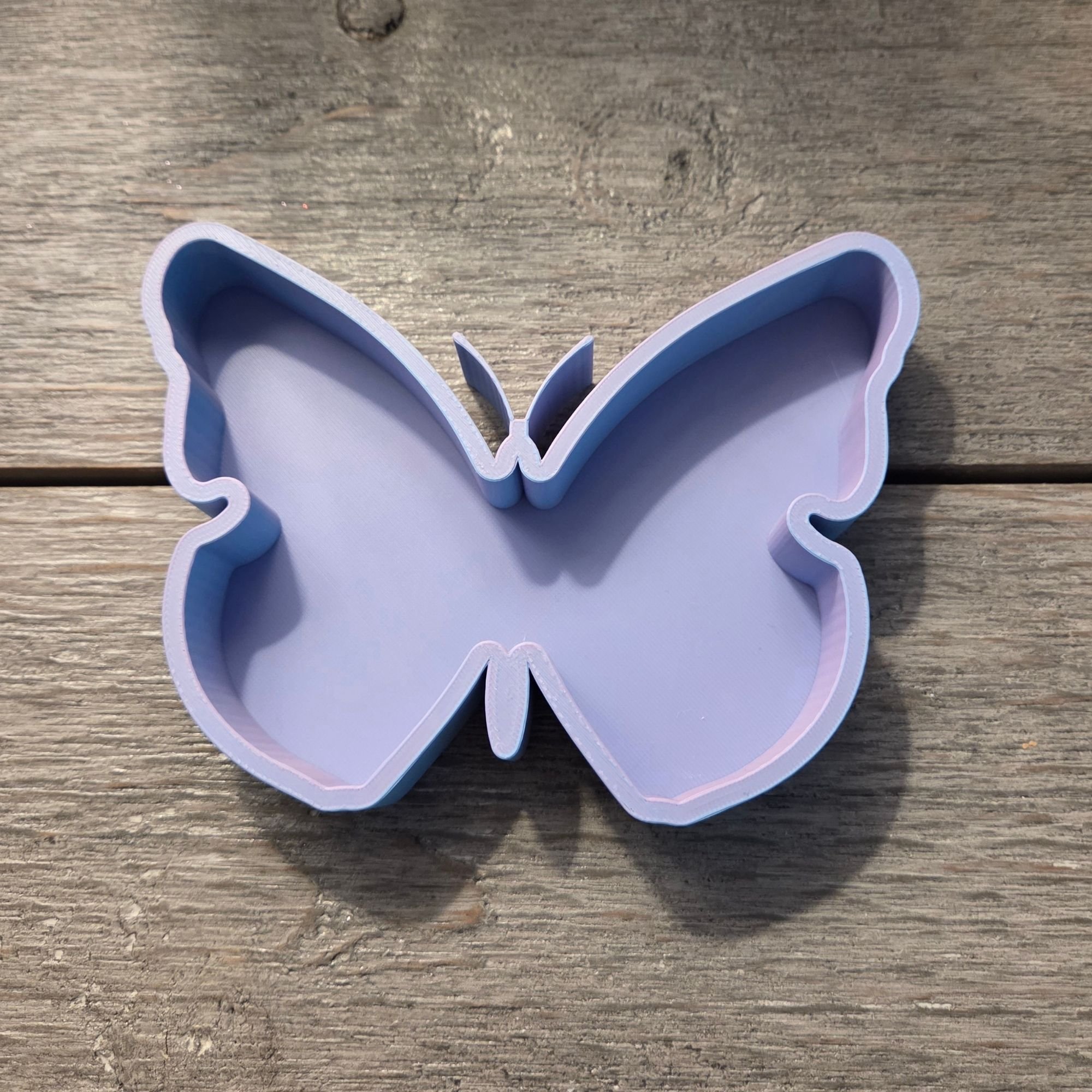 Butterfly-Shaped Trinket Tray – Whimsical Jewelry & Vanity Dish
