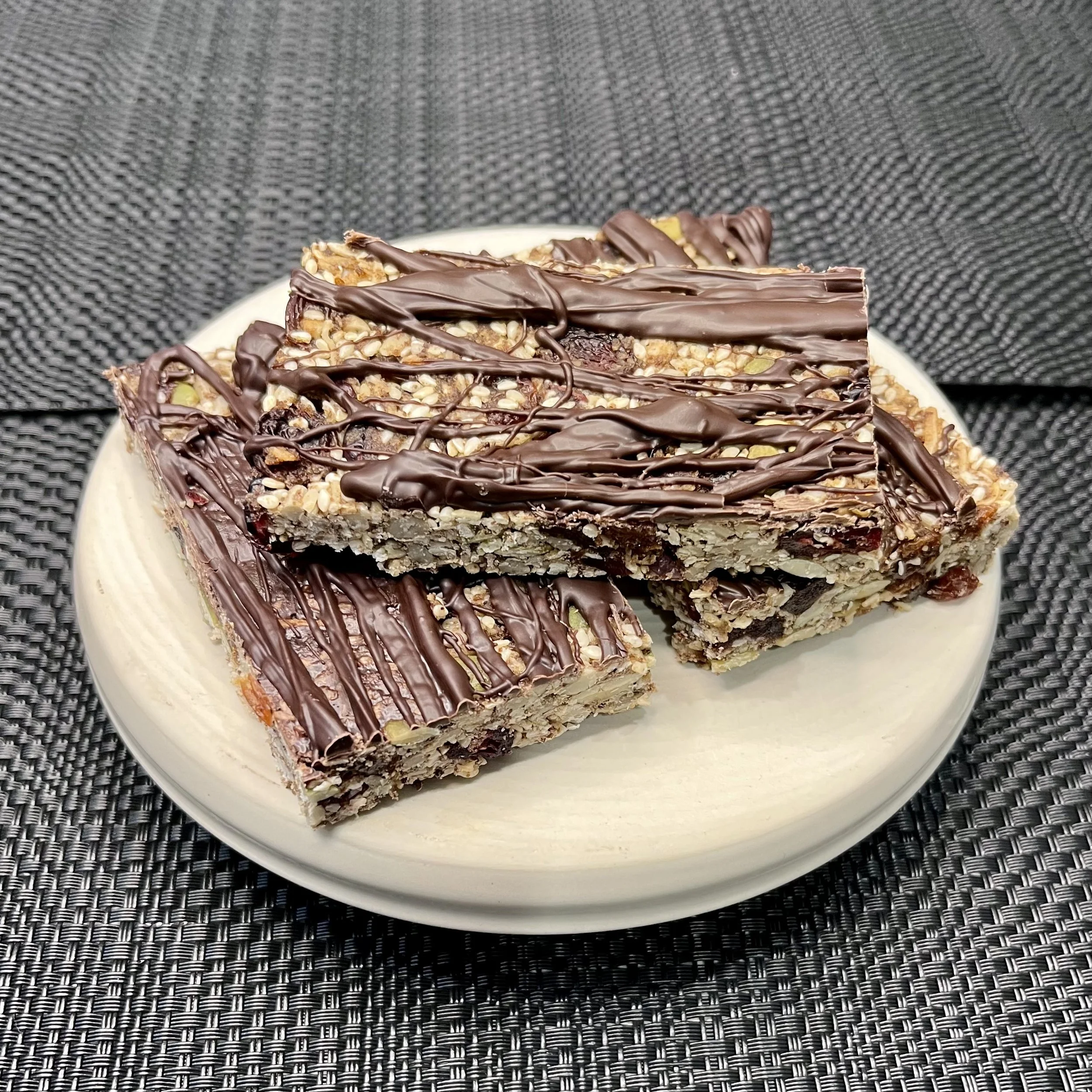 Choc Seed and Fruit Bar