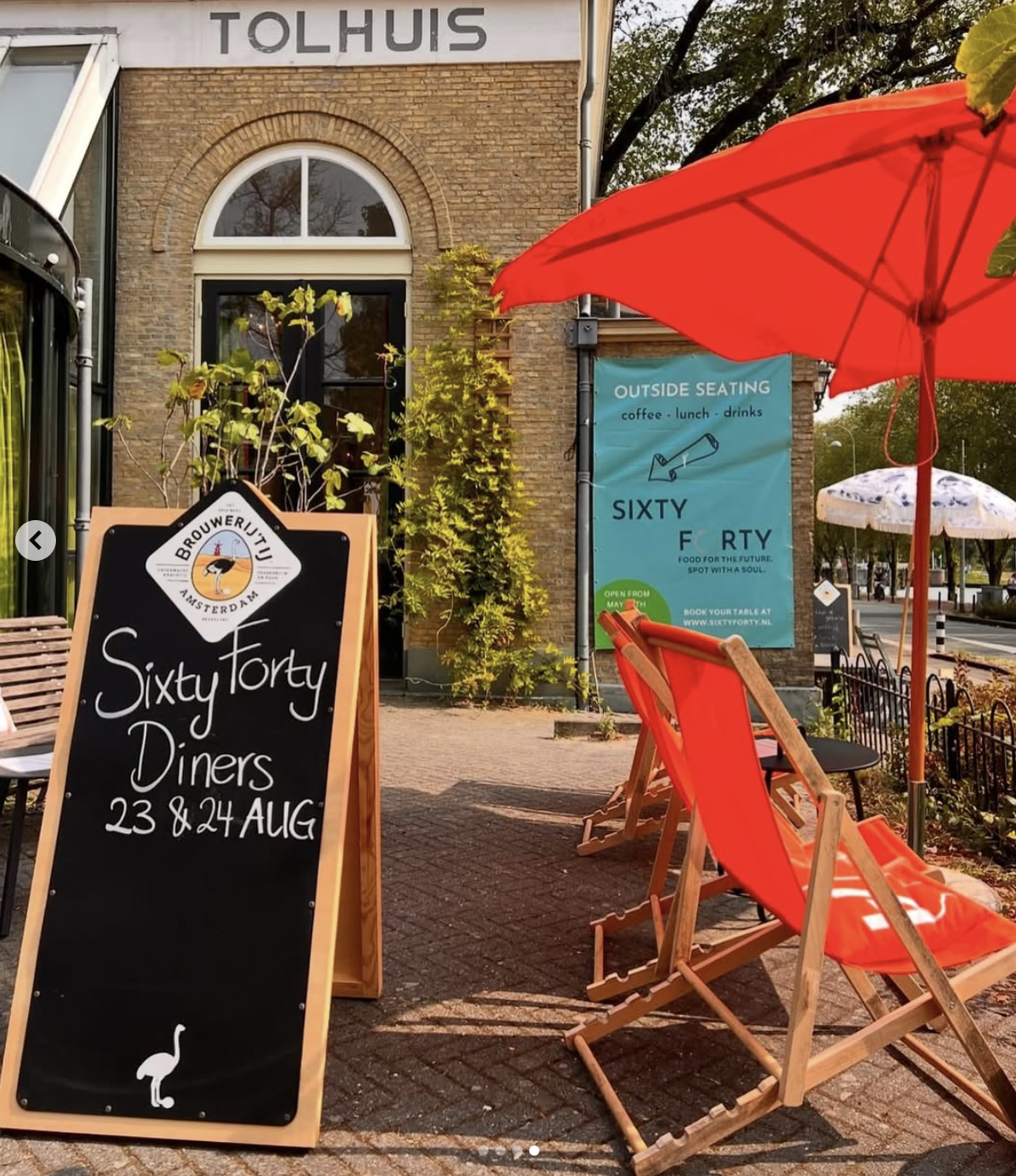 Zonnig terras aan het IJ