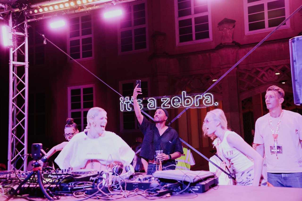 Groß (zebrafestival-DSC01623).jpeg