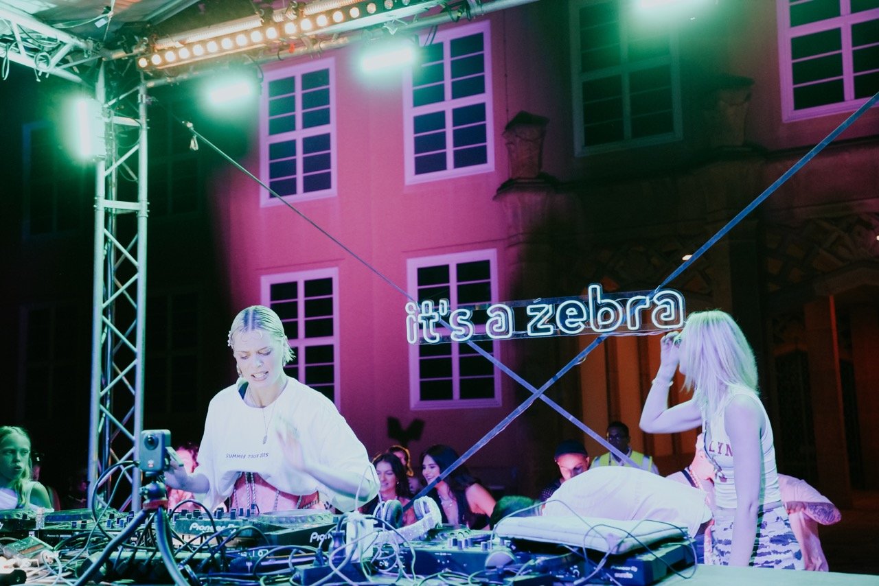 Groß (zebrafestival-DSC01618).jpeg