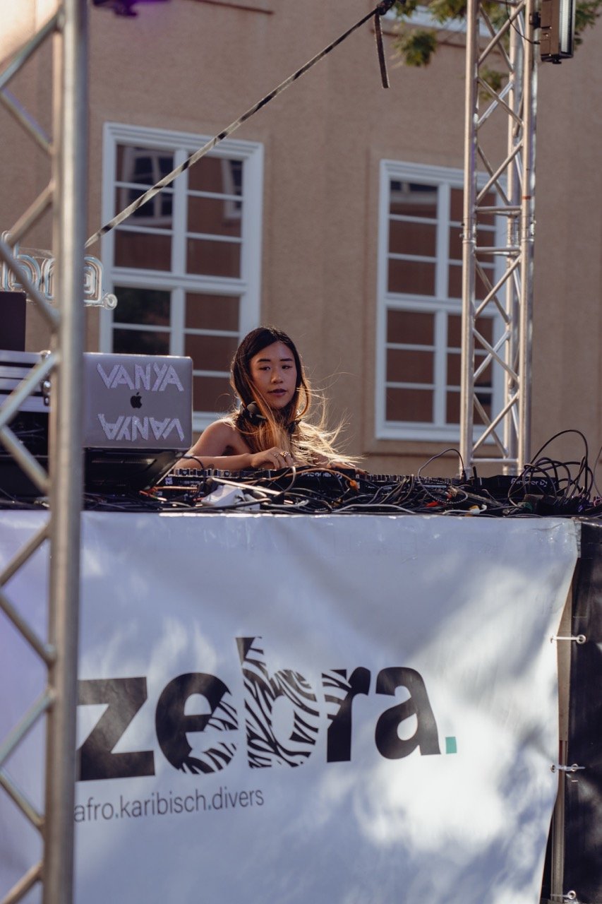 Groß (zebrafestival-JUS07113).jpeg
