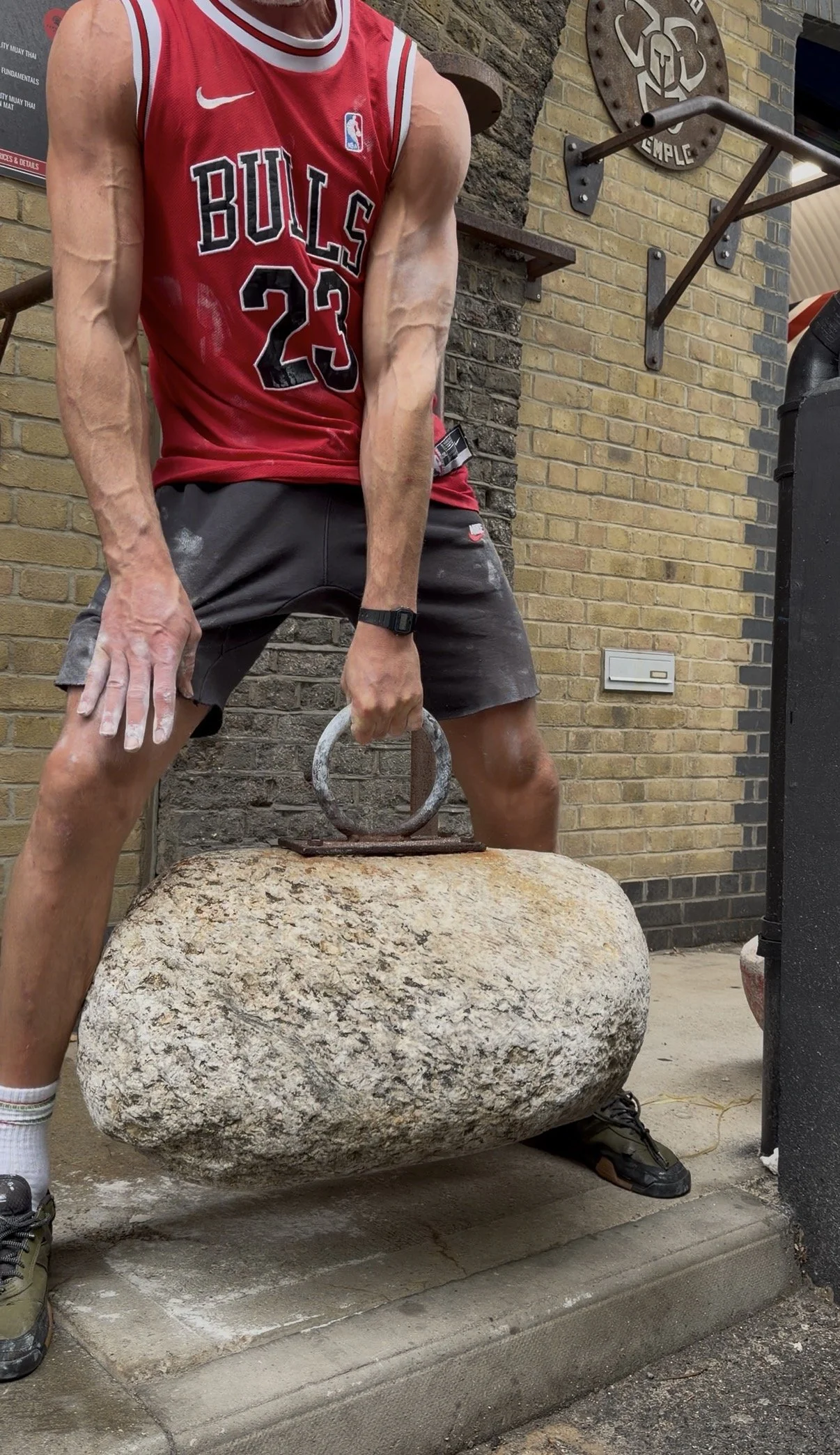 Darragh Ayers Becomes the Third Man to One-Hand Lift the 203kg Mosasaurus Stone