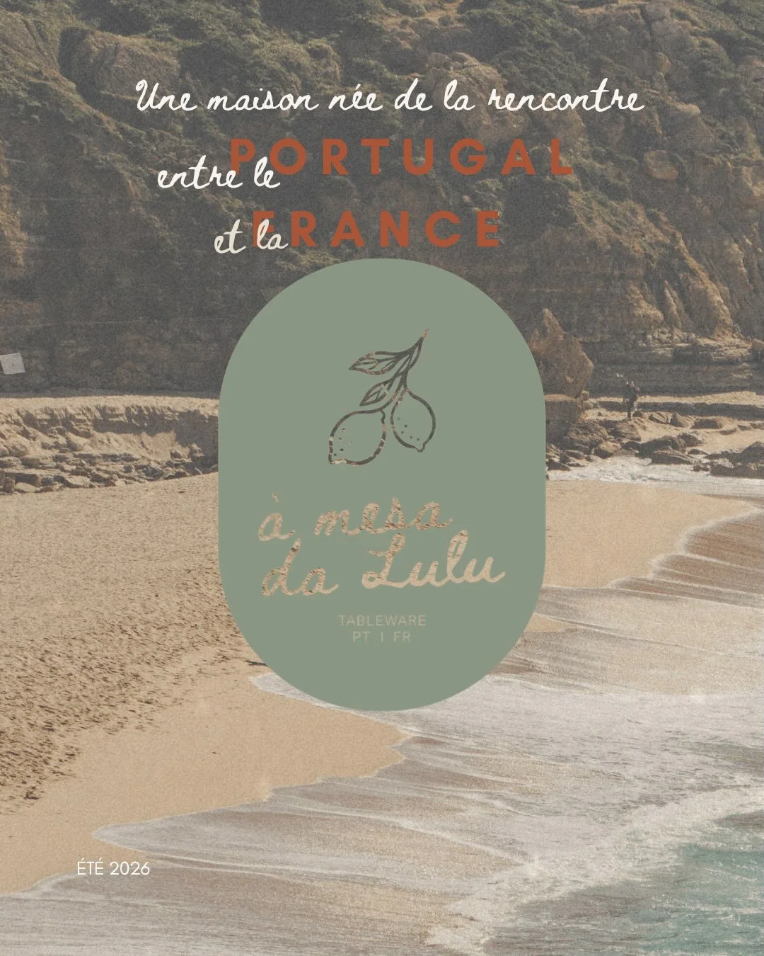 🇵🇹 Portugal Des savoir-faire qui traversent le temps.
🇫🇷 France Une certaine id&eacute;e de l&rsquo;art de la table.

&Agrave; Mesa Da Lulu est n&eacute;e de la rencontre entre deux cultures qui nous inspirent chaque jour. 

Le Portugal, ses savo