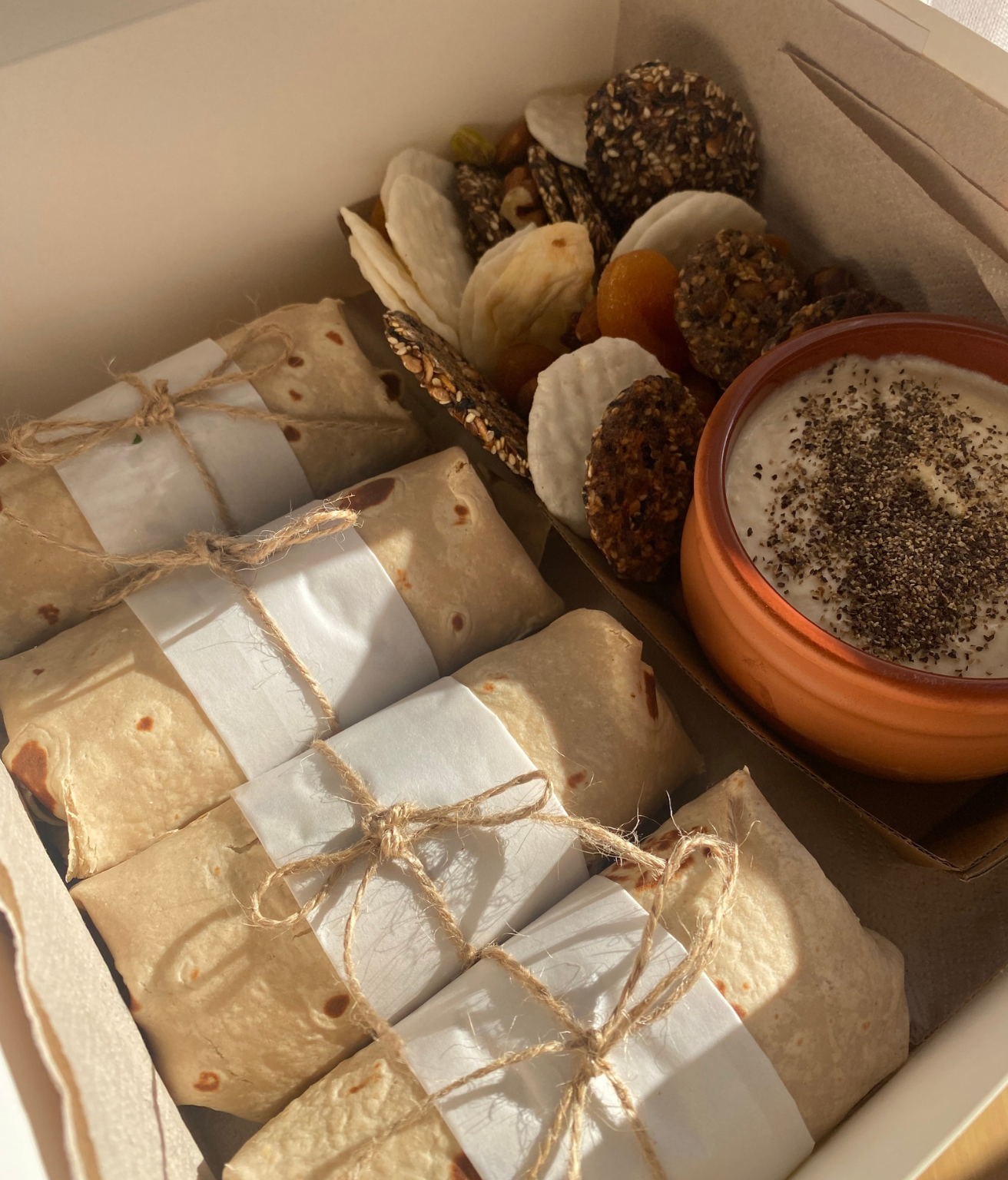 Gluten free finger food
Veggie wrap
Dried fruits and nuts
Gluten free crackers
Homemade gf dip
