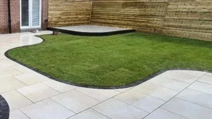 Porcelain garden patio with outdoor seating and fire pit