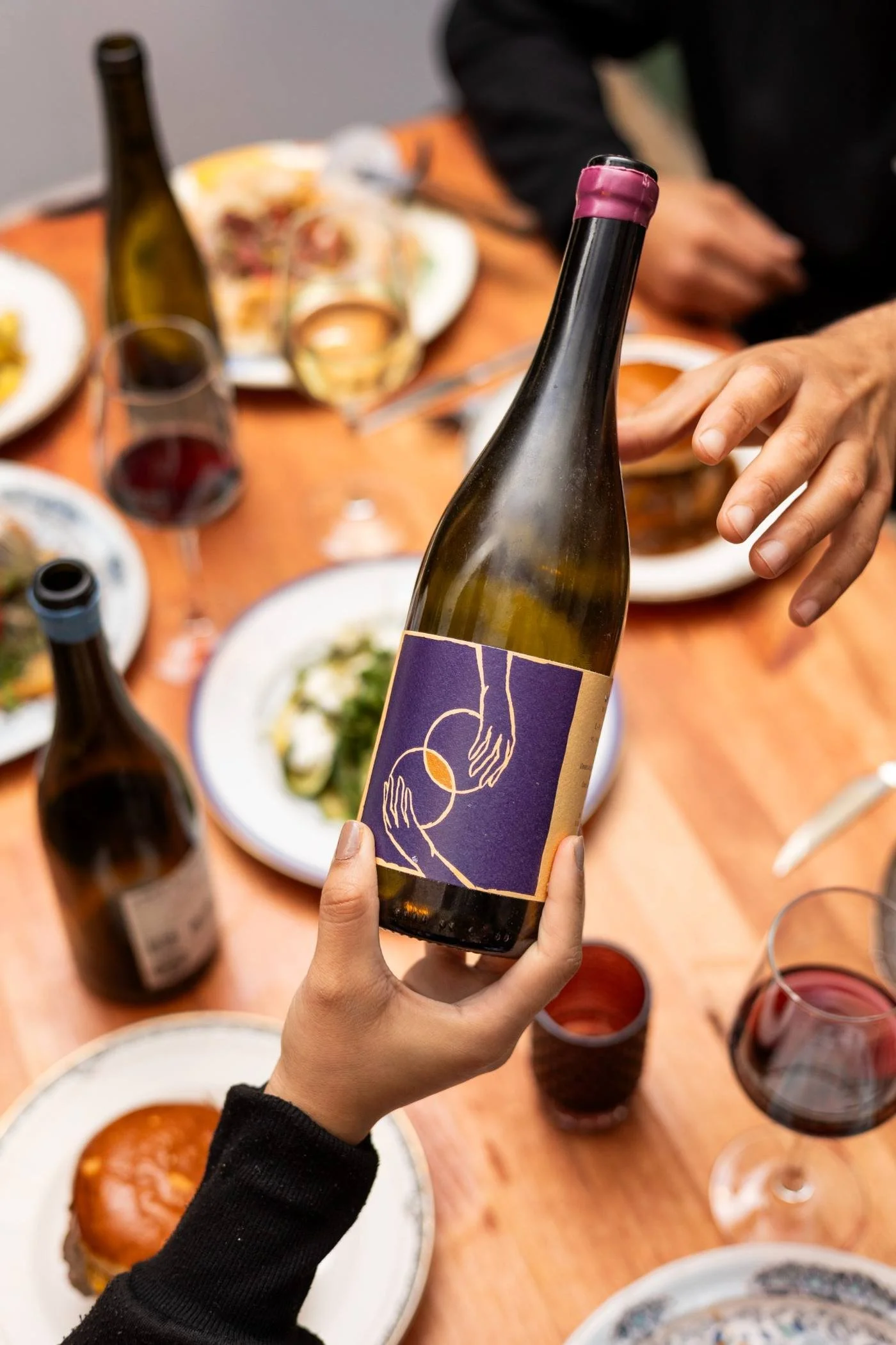 natural-wine-bottle-table.jpg