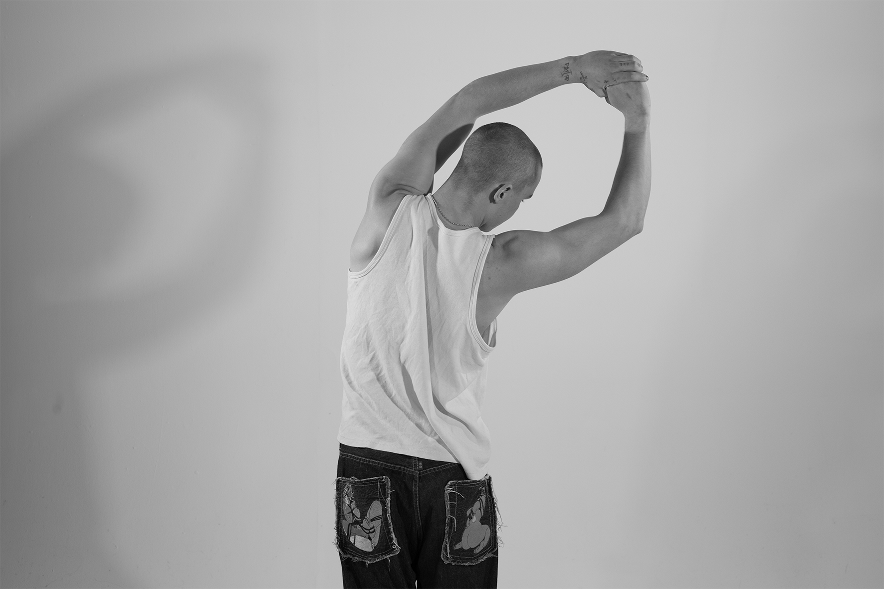 LOUIE FOR 'HUMANITY UNDRESSED' 603 