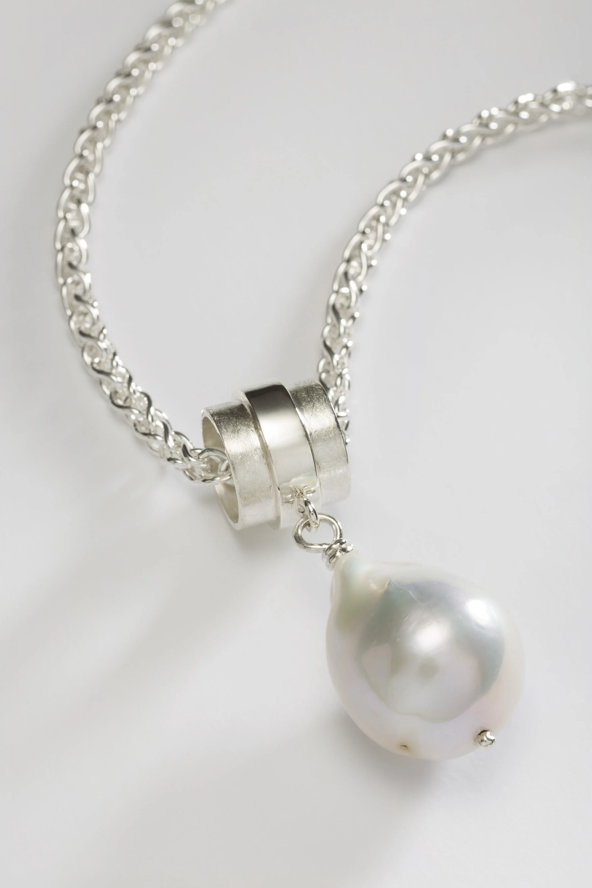 Baroque Pearl Pendant