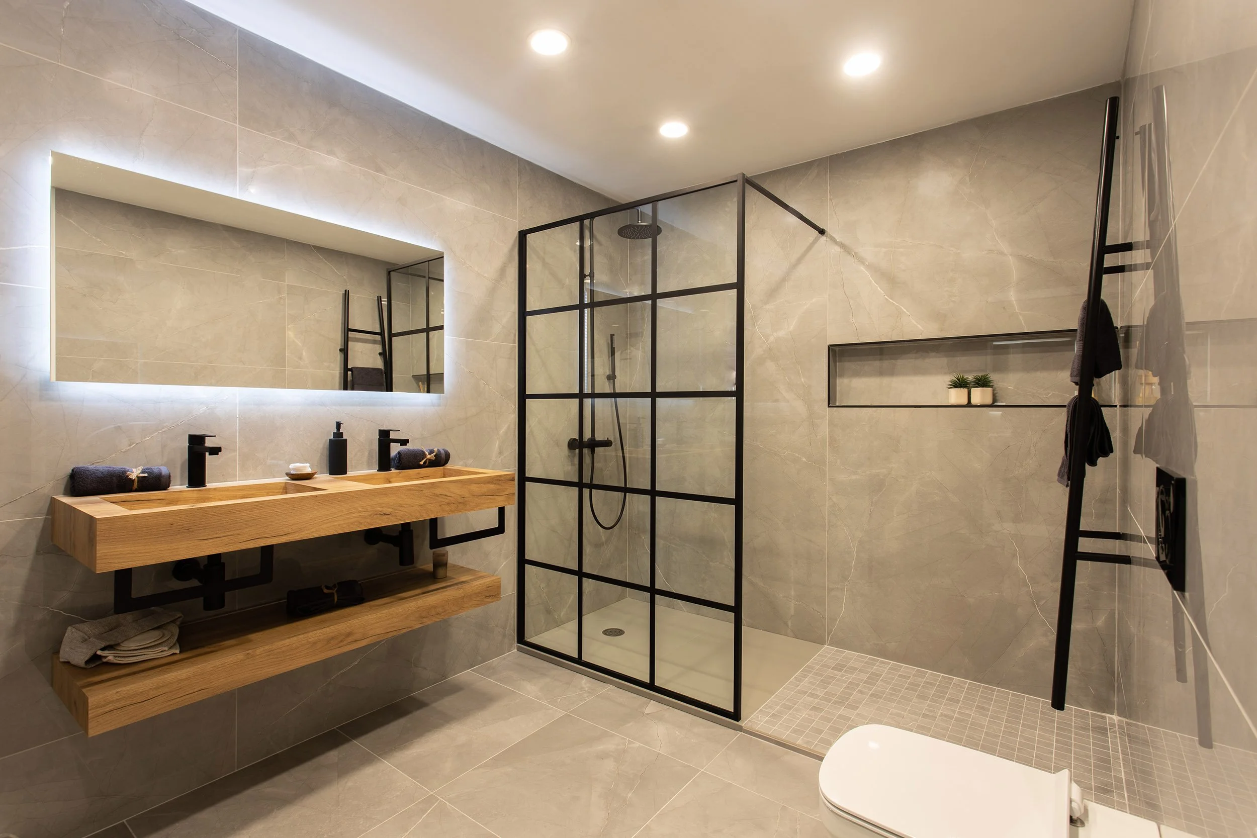 Tubs & Tiles-59.jpg