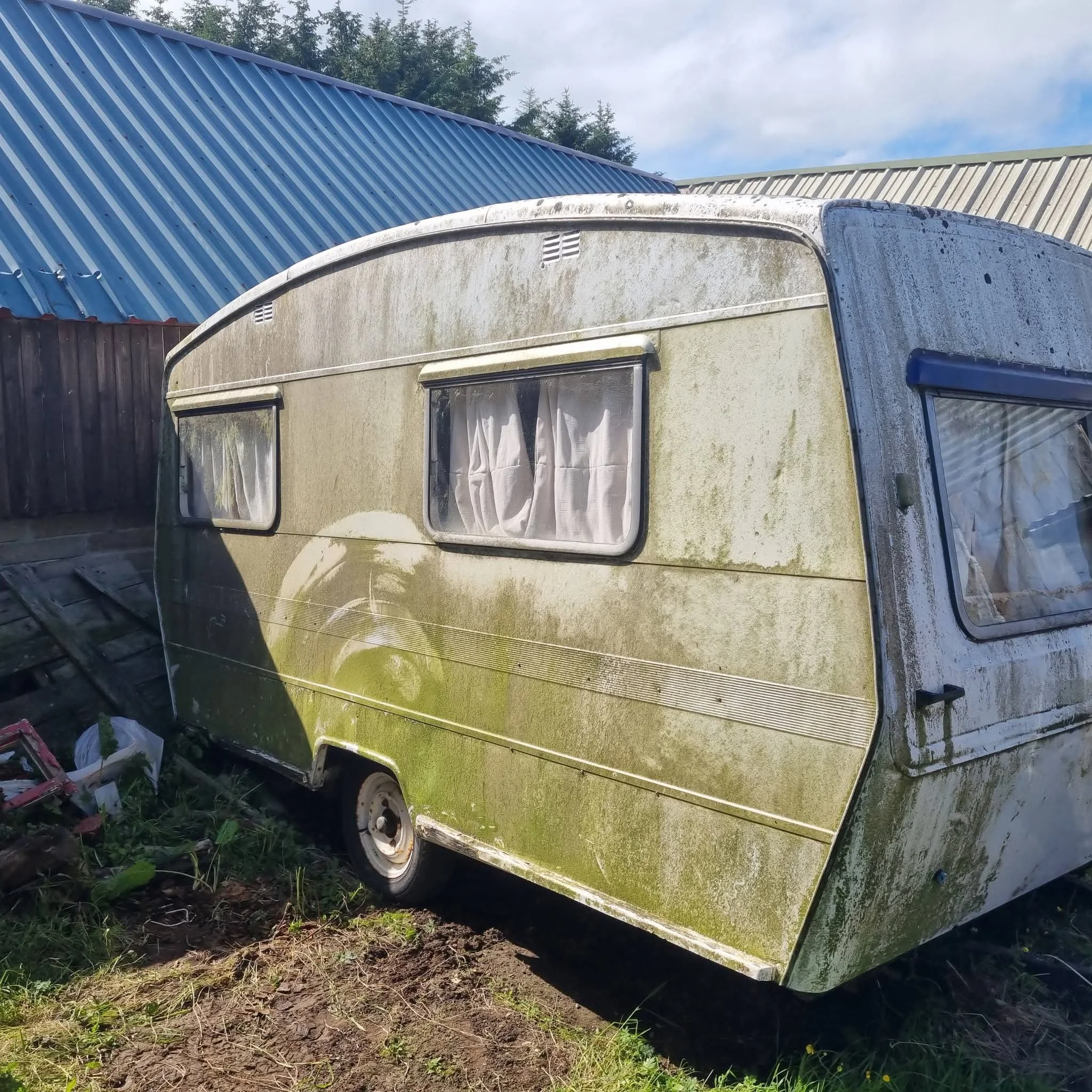 Rescuing a 1970s Sprite Alpine