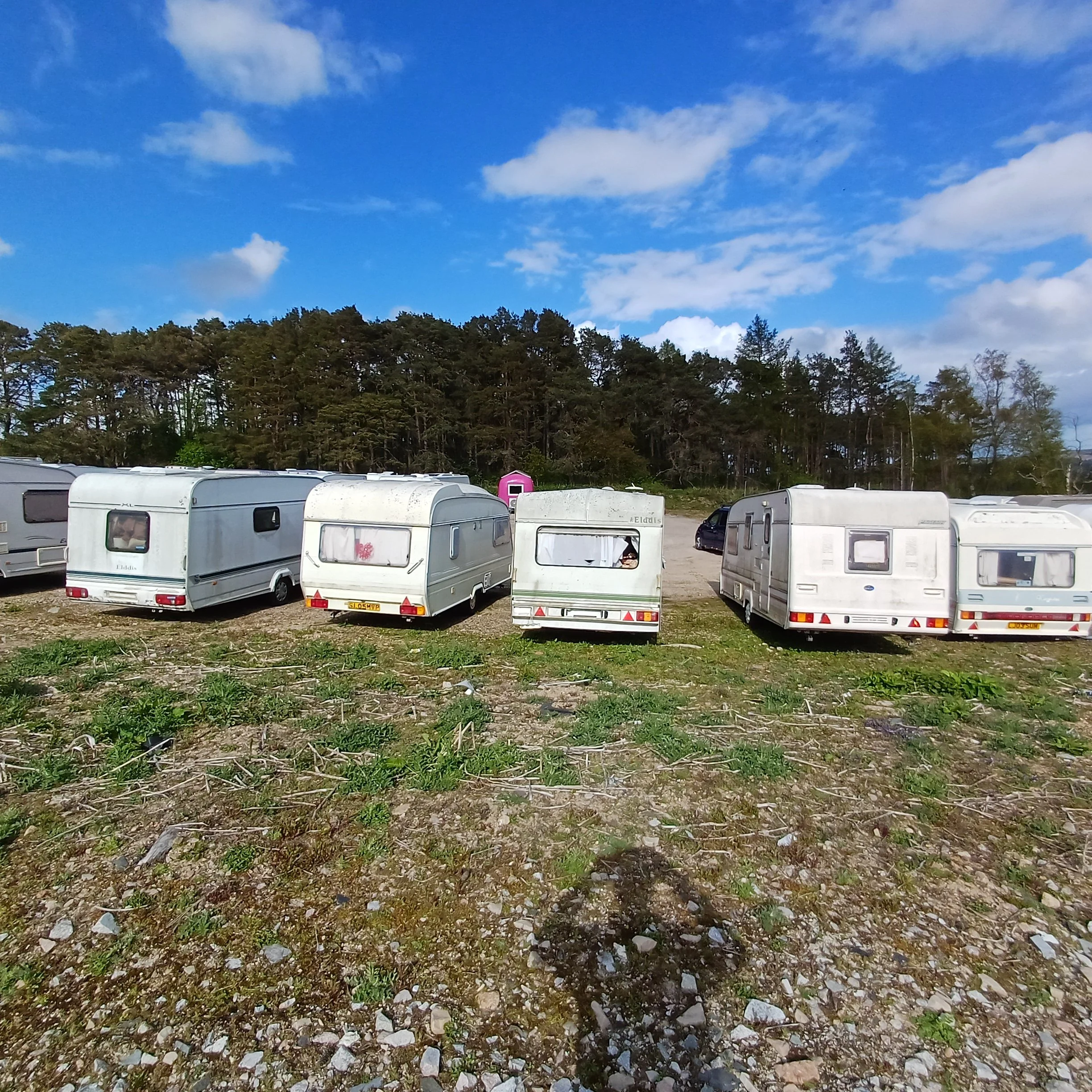 hillhead-caravan-park-salvage-yard-salvaged-scotia-caravan-salvage.jpg