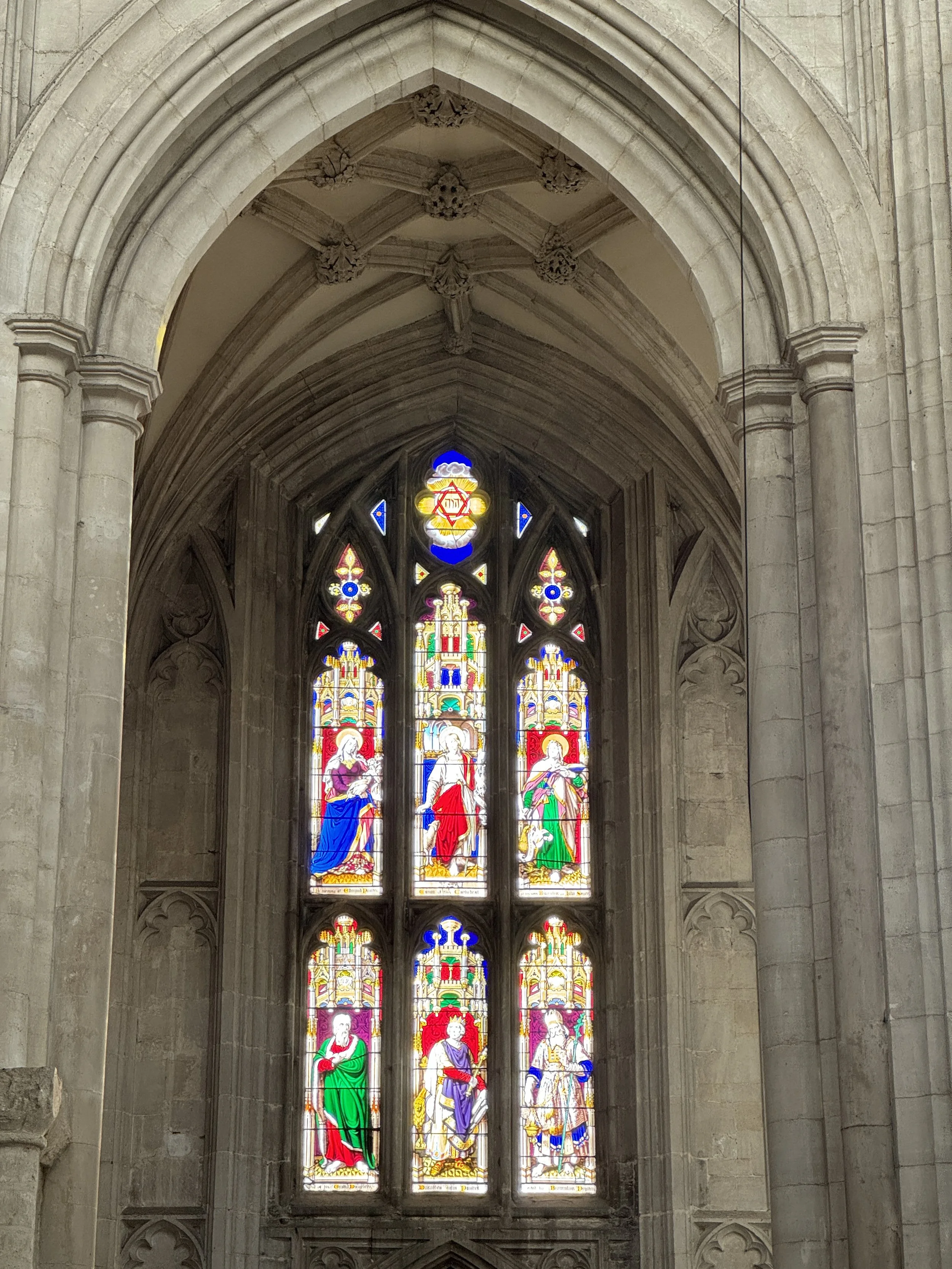 [5] Winchester Cathedral, Hampshire