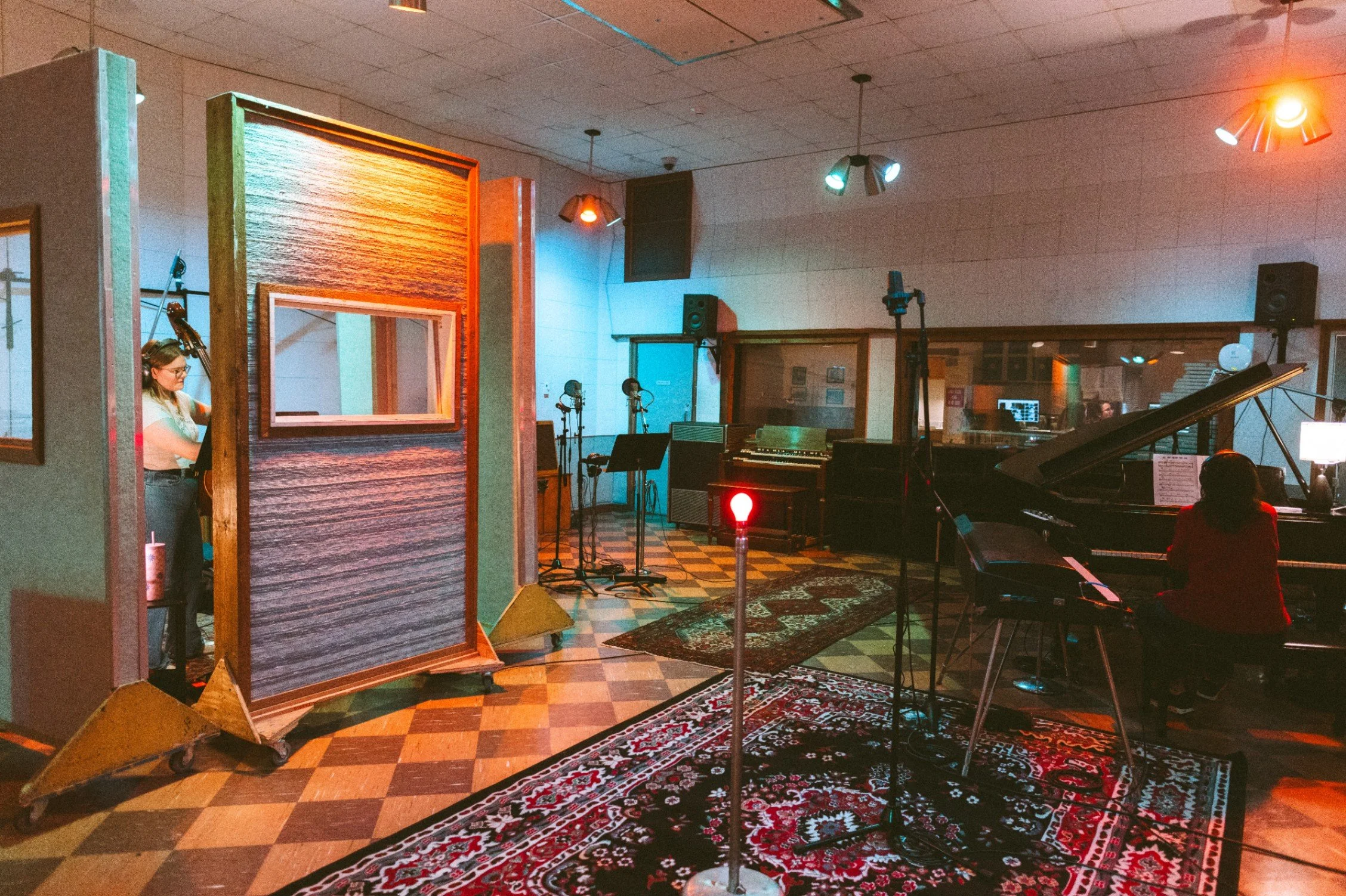 lauraschneiderphoto_NashvilleWomenInJazz-030_optimized.jpg