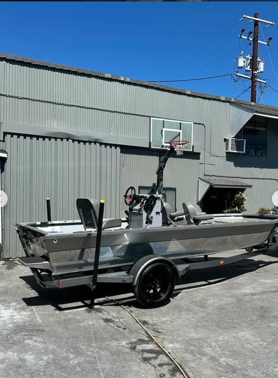 Fishing boat hull repaired in Stockton by Sergio's Boat Spa