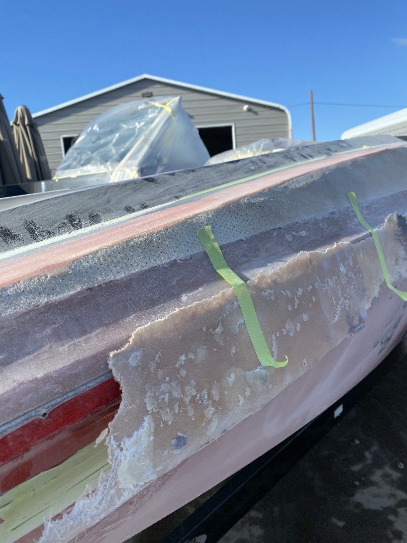 gunwale-fiberglass-damage-before-repair-stockton-sergios-boat-spa, Sergio's Boat Spa the best boat repair in Stockton, CA