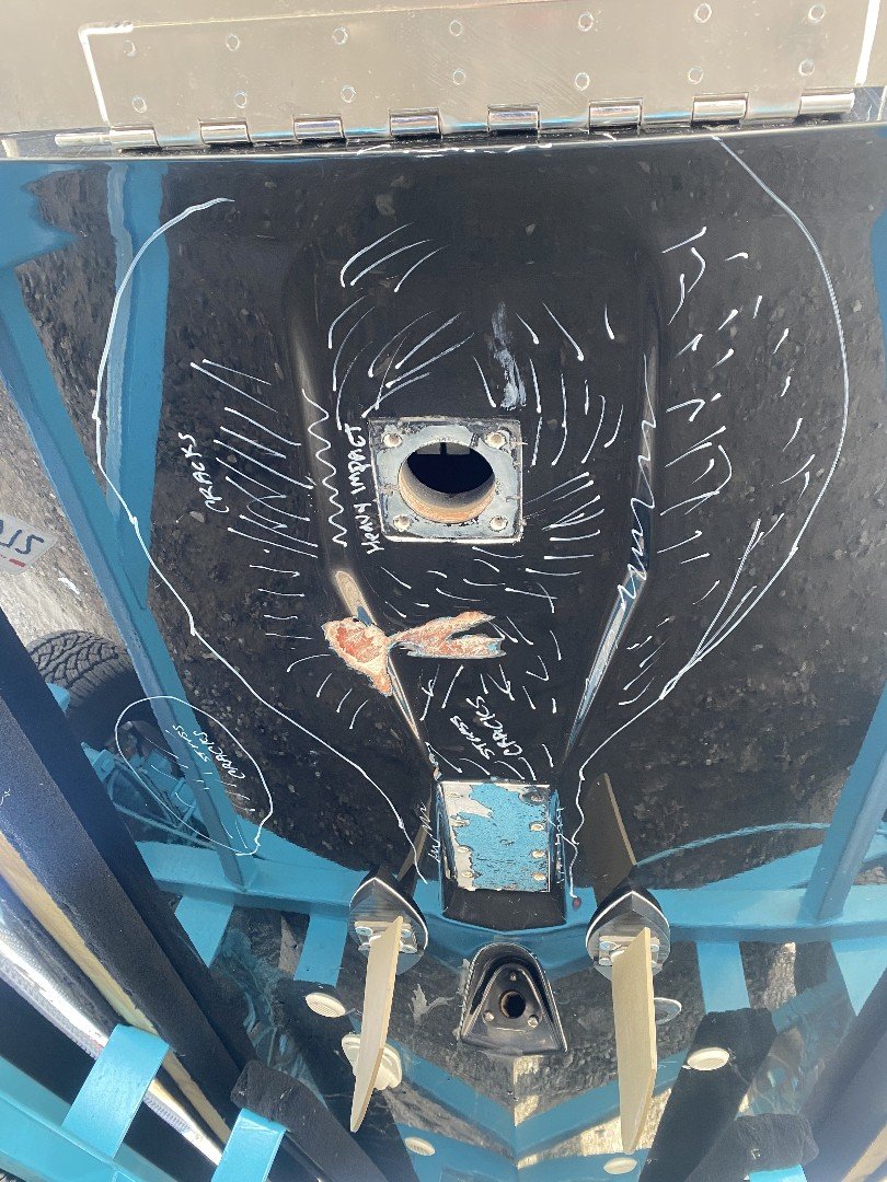 Boat restored after fiberglass and gelcoat repair at Village West Marina in Stockton by Sergio's Boat Spa