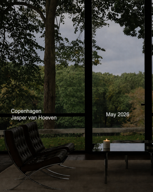 In-Situ-540°-Atmpspheric-Object-Artisanal-Candle-Roam.Editions-Luxury-Candle-01.png